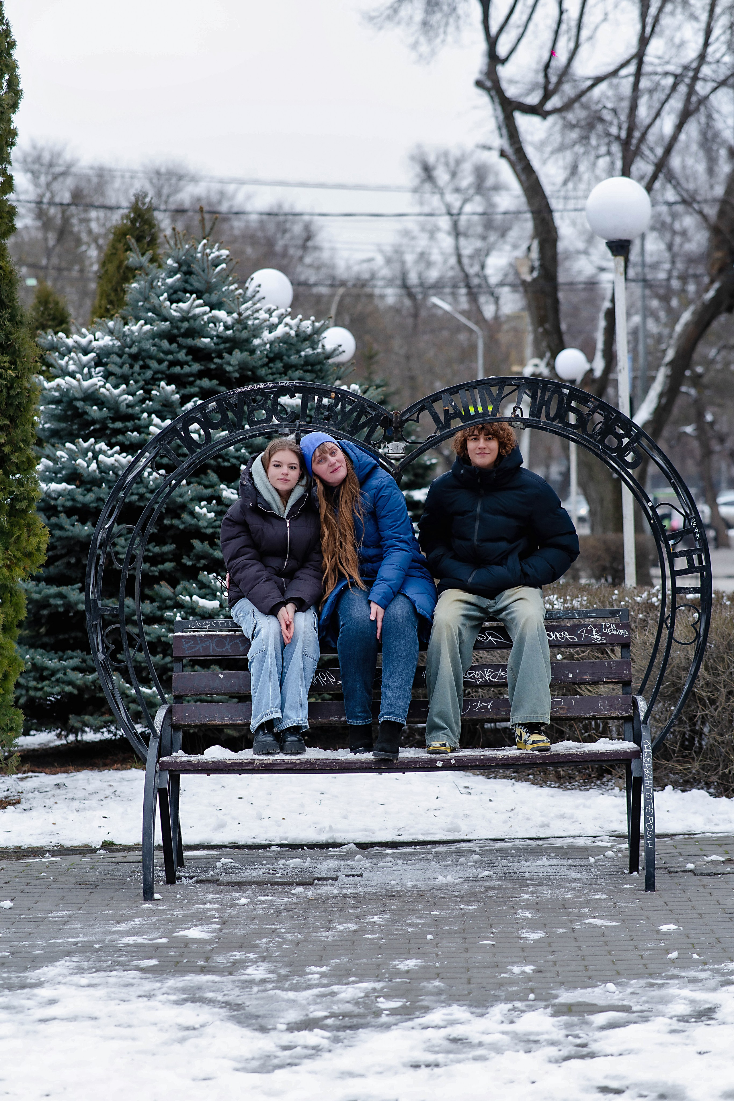 Выпускные (школьные) альбомы (книги) в Ростове-на-Дону. Современные Выпускные Альбомы в Ростове-на-Дону