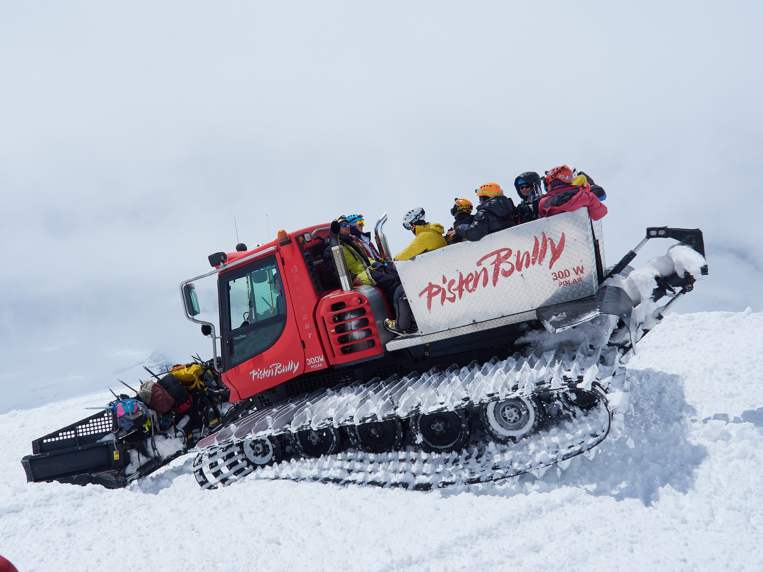 Горный, высотный Фотограф на Эльбрусе Георгий