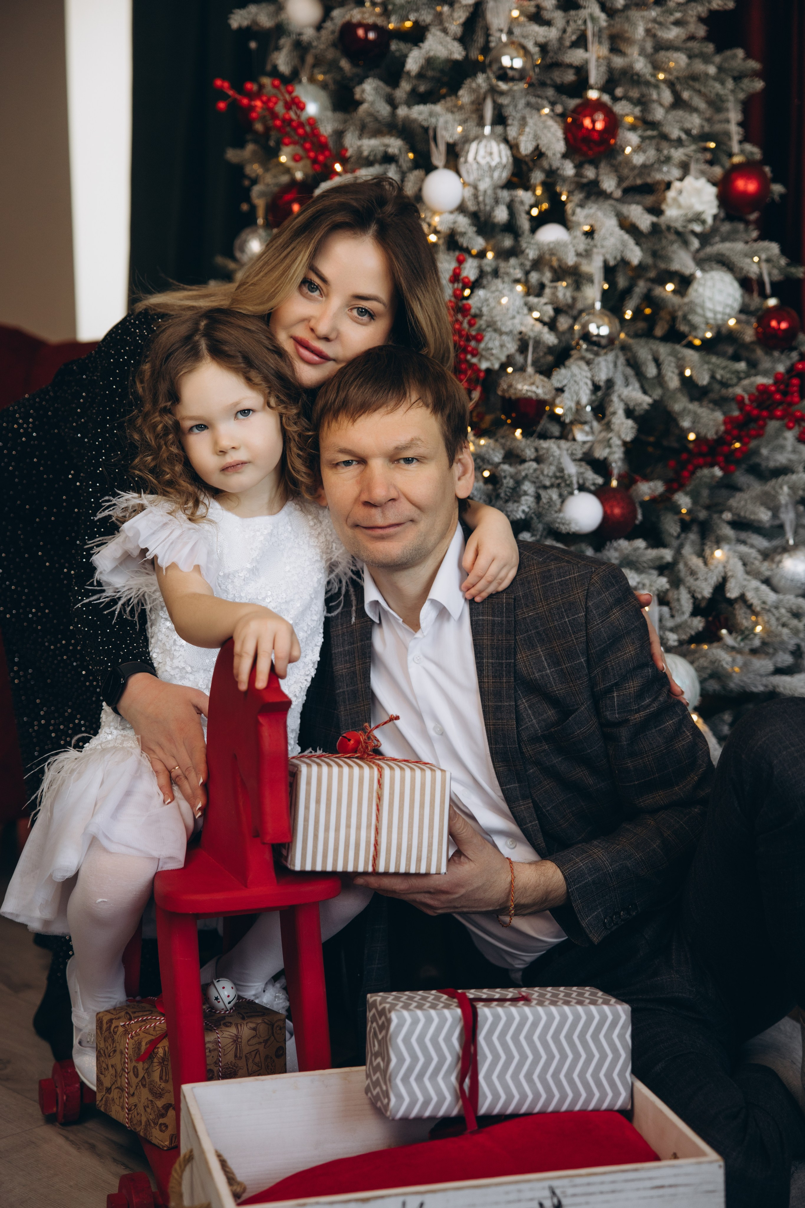 В фотостудии Луна. Свадебный, семейный фотограф в Иркутске Светлана Макаричева