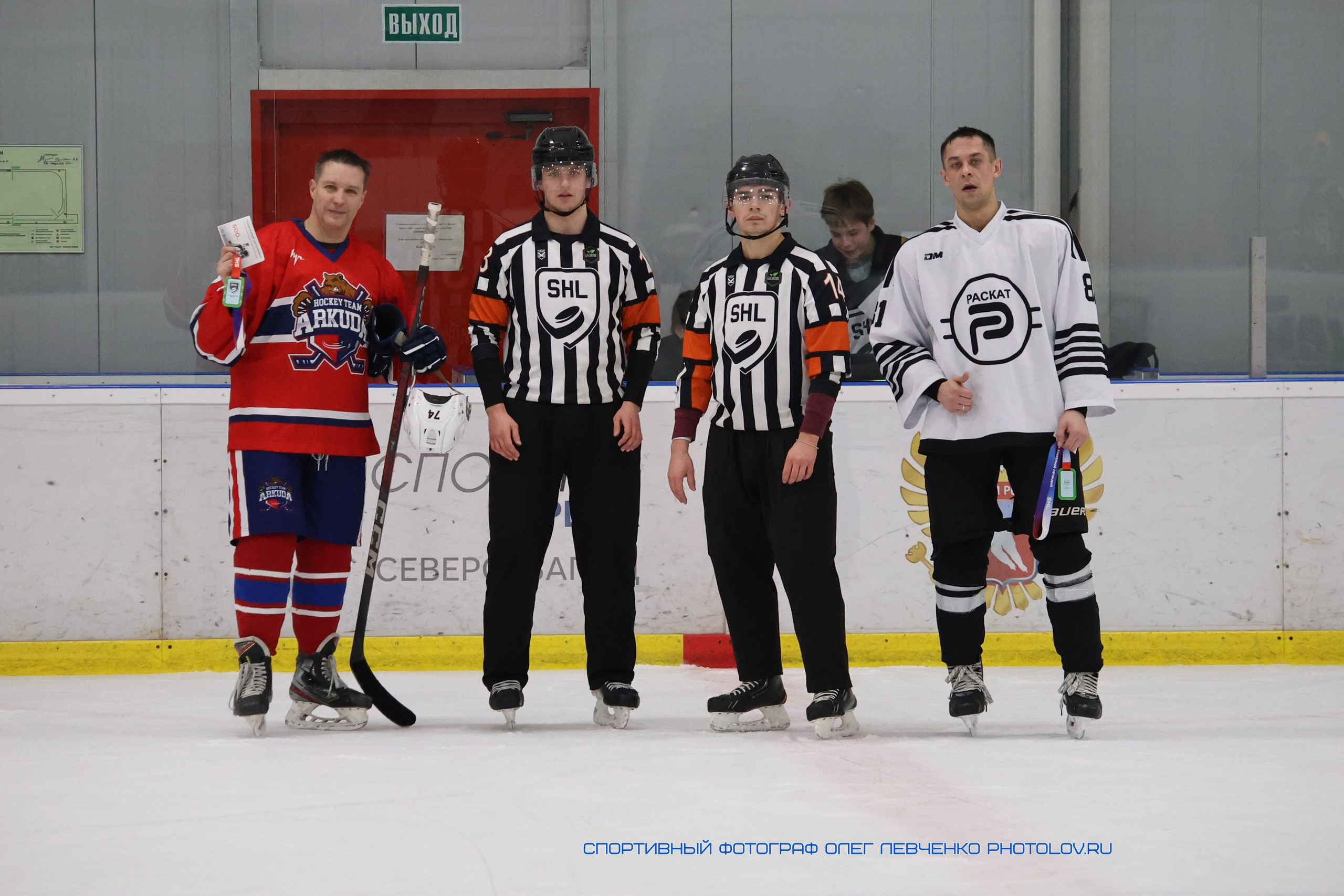 Хоккей на льду. Фото. Репортажный фотограф, спортивный фотограф в Москве и области