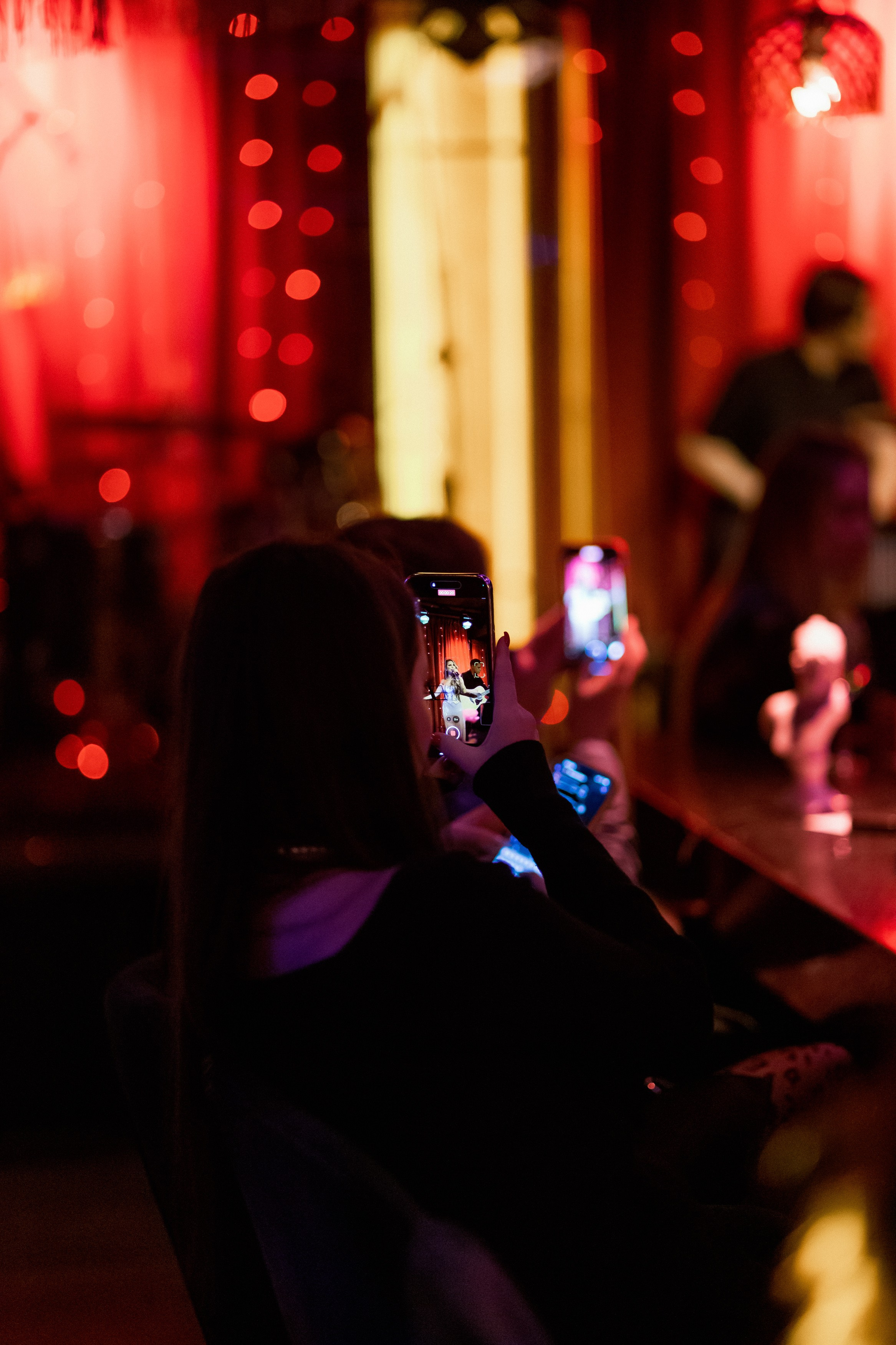 YANA URBAN: сольный концерт в «Анжелика Wineroom». СВОИ. ФОТООТЧЕТЫ-СОБЫТИЯ-МЕСТА