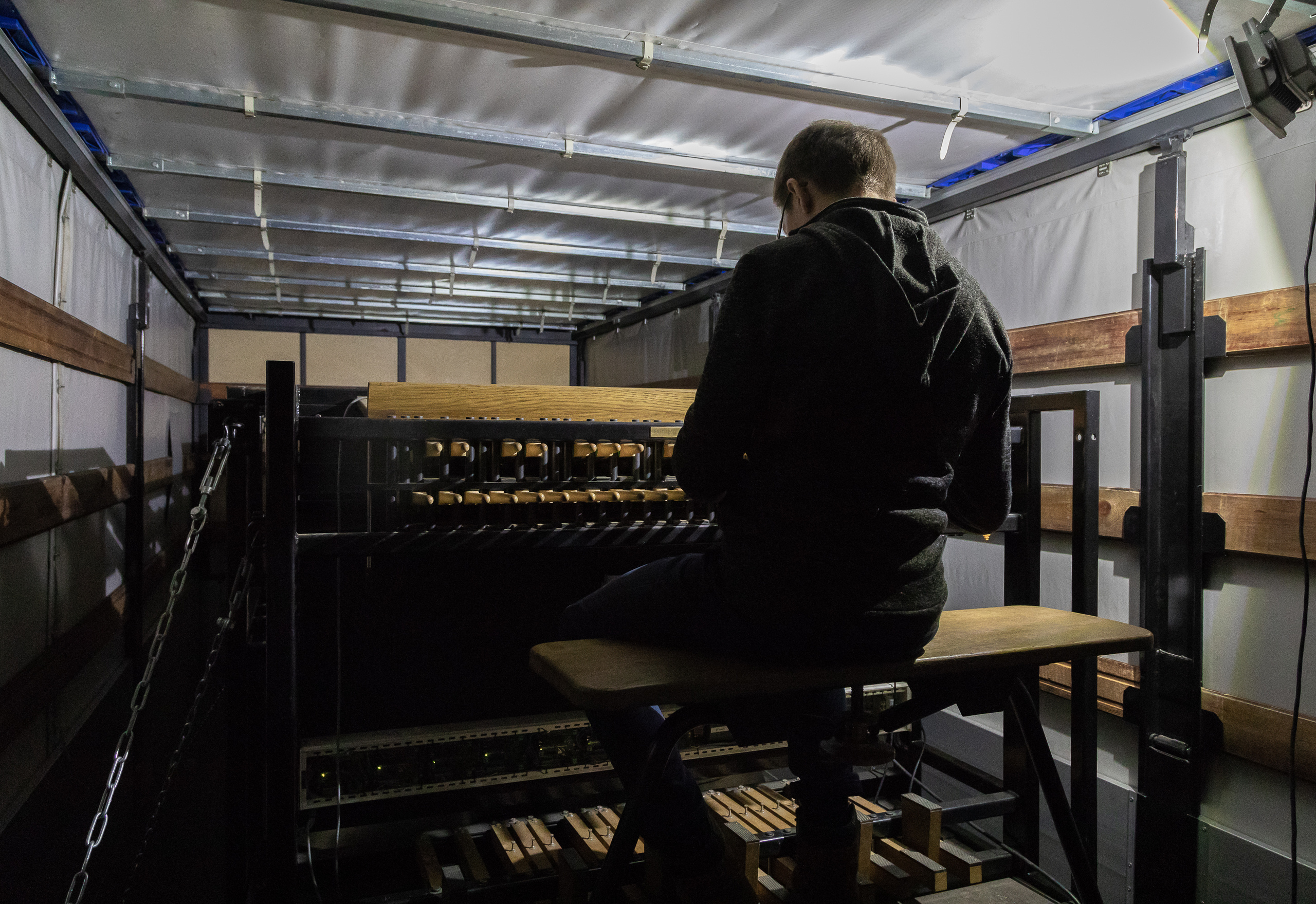 Органист. Fiat lux