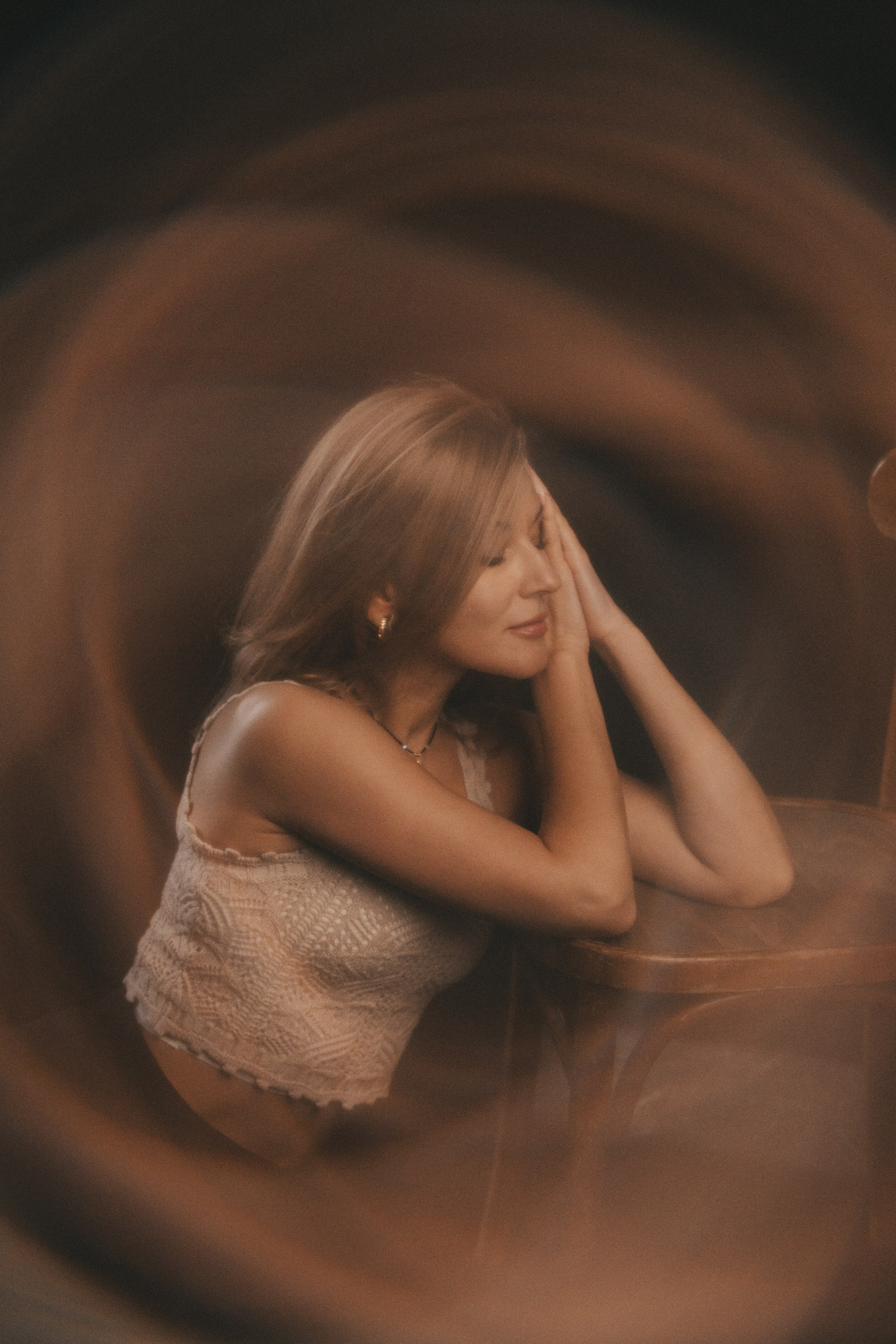 Женский портрет в фотостудии Владивосток. Портретный и семейный фотограф во Владивостоке Светлана Мухильченко