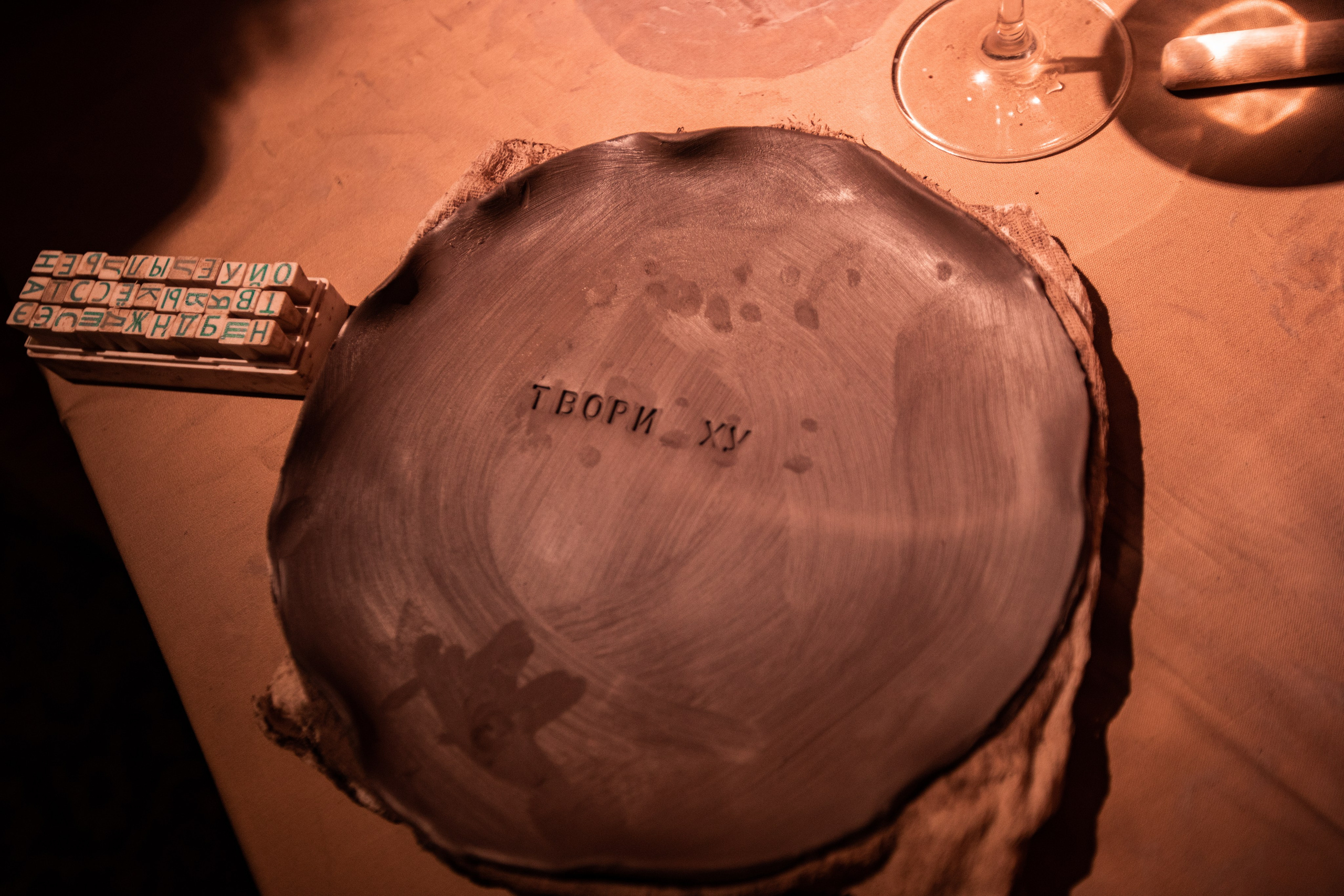 Тёмная, но светлая. Фотограф Каяна Лис