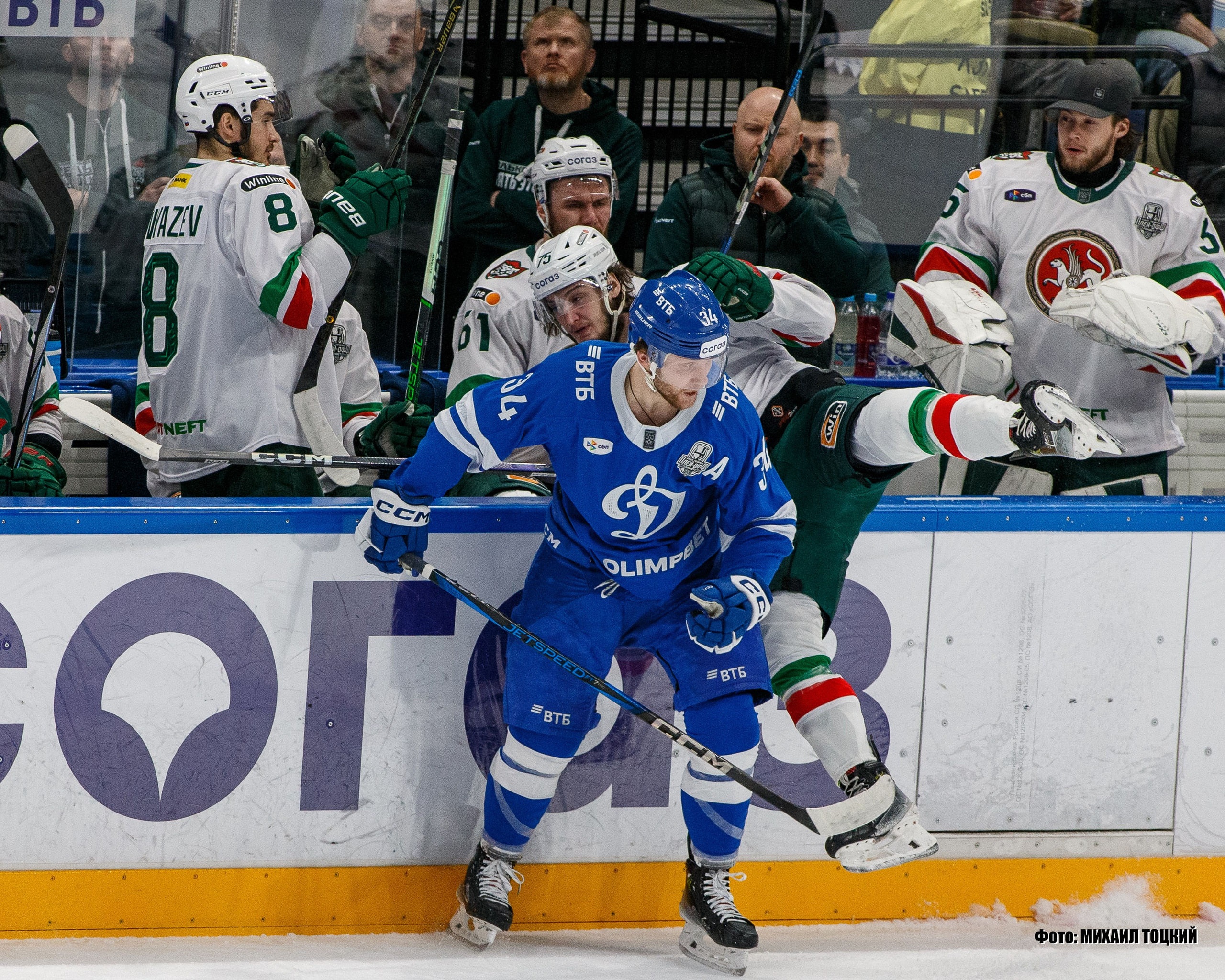 Фоторепортаж Плей-офф КХЛ. Динамо (Москва) — Ак Барс (Казань). Михаил Тоцкий портретный и репортажный фотограф в Москве