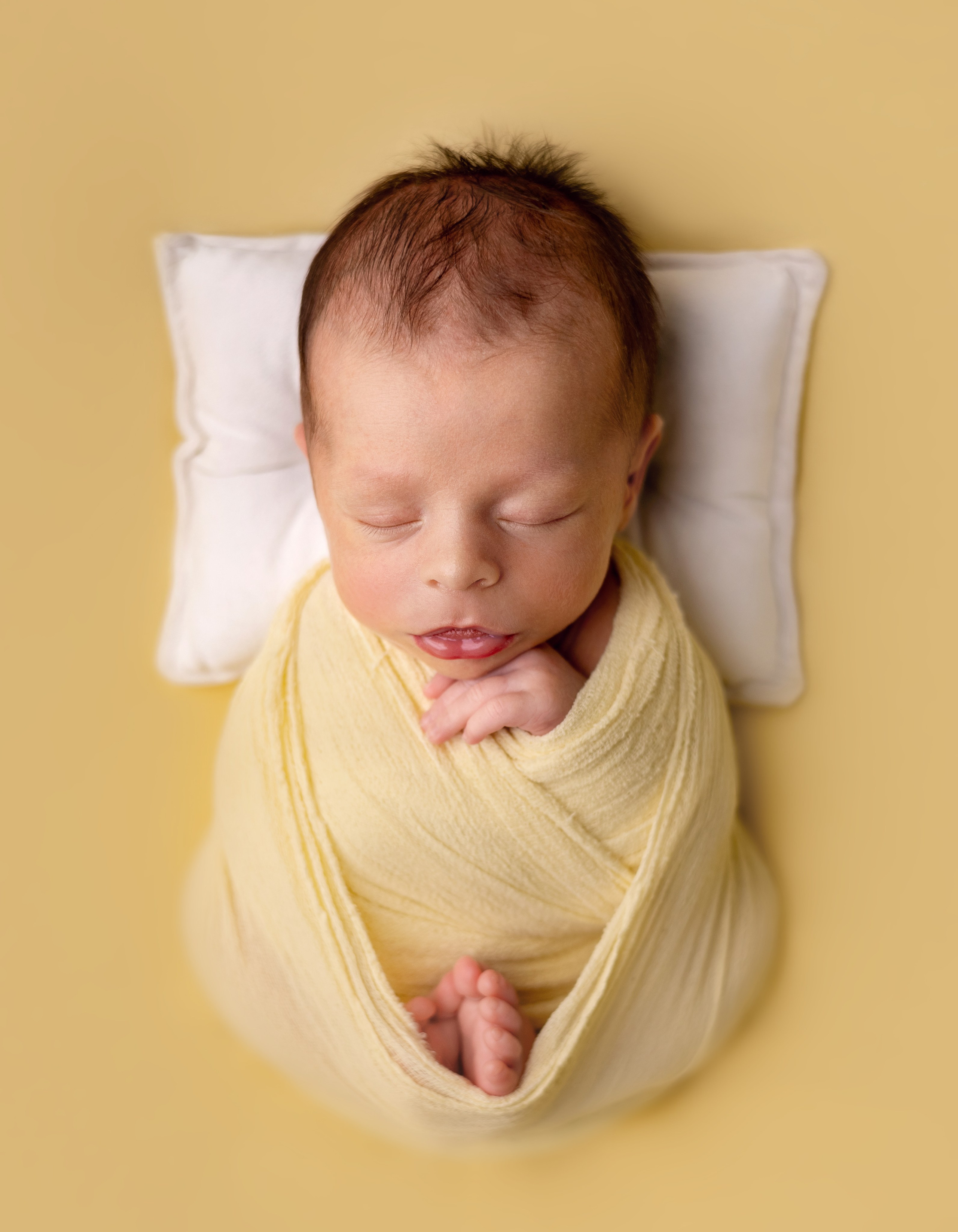 ФОТОГРАФ НОВОРОЖДЕННЫХ В КАЛИНИНГРАДЕ