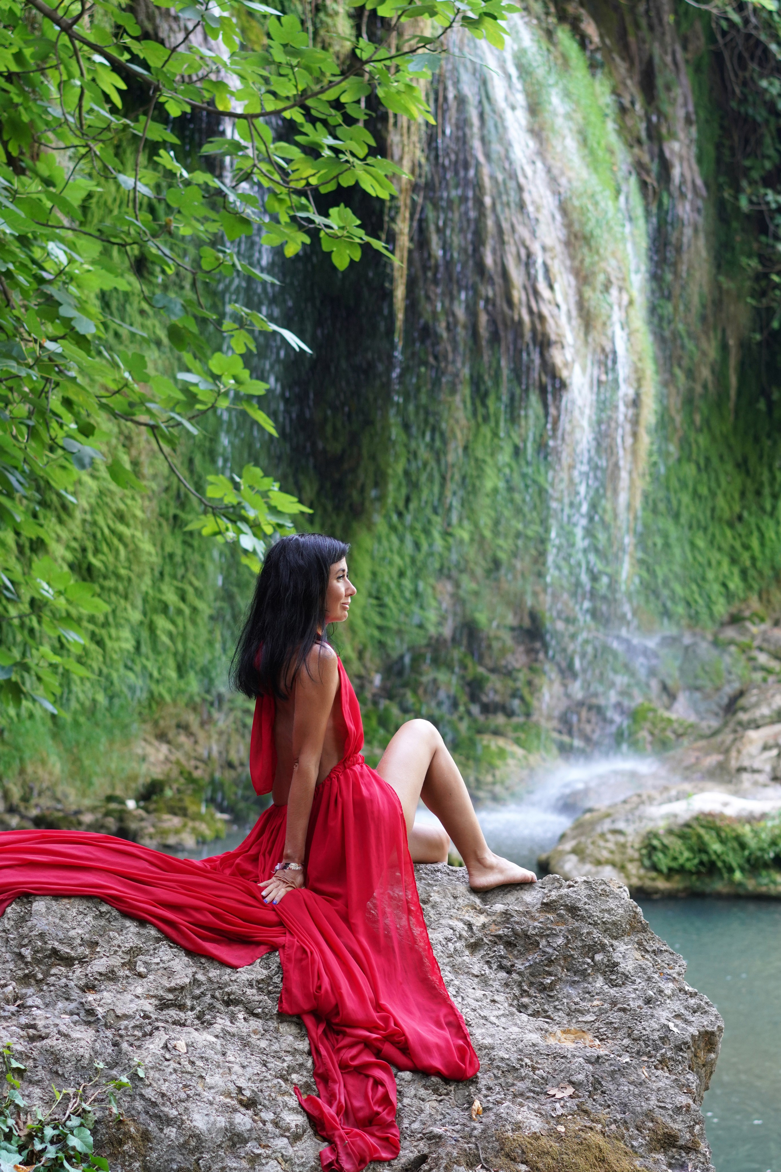 Индивидуальная фотосессия на водопаде Куршунлу, Анталия. Профессиональный фотограф в Турции Анталии Кемере Сиде Белеке Алании