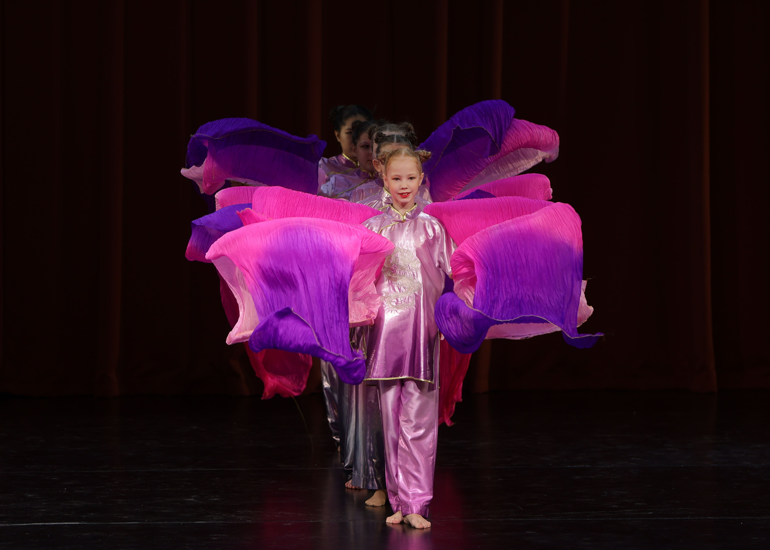 Фестиваль хореографического искусства «КУБОК ЛЕГЕНДЫ — 2025». Выпускные альбомы и школьный фотограф в Подольске, Троицке, Щербинке, Москве и Московской области