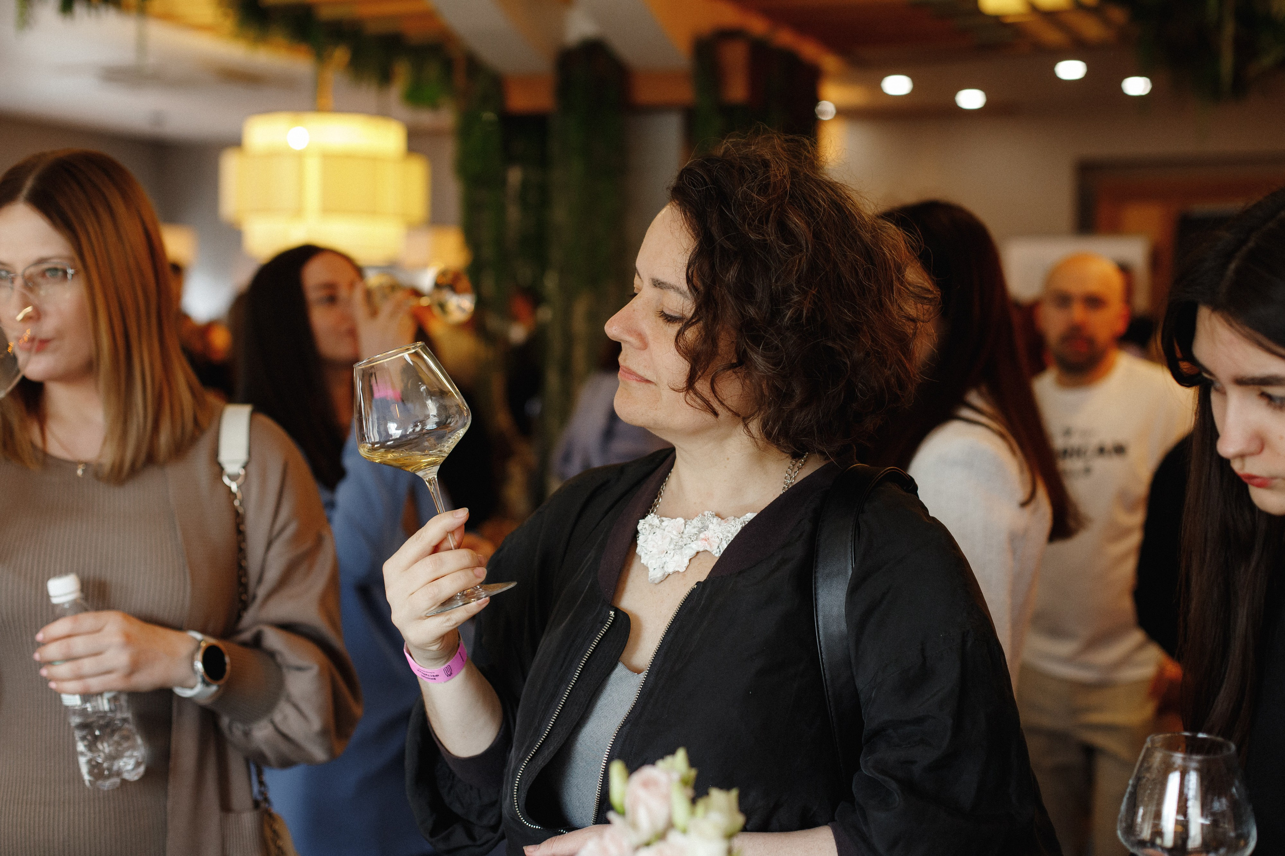 ФЕСТИВАЛЬ ИГРИСТЫХ ВИН. СВОИ. ФОТООТЧЕТЫ-СОБЫТИЯ-МЕСТА