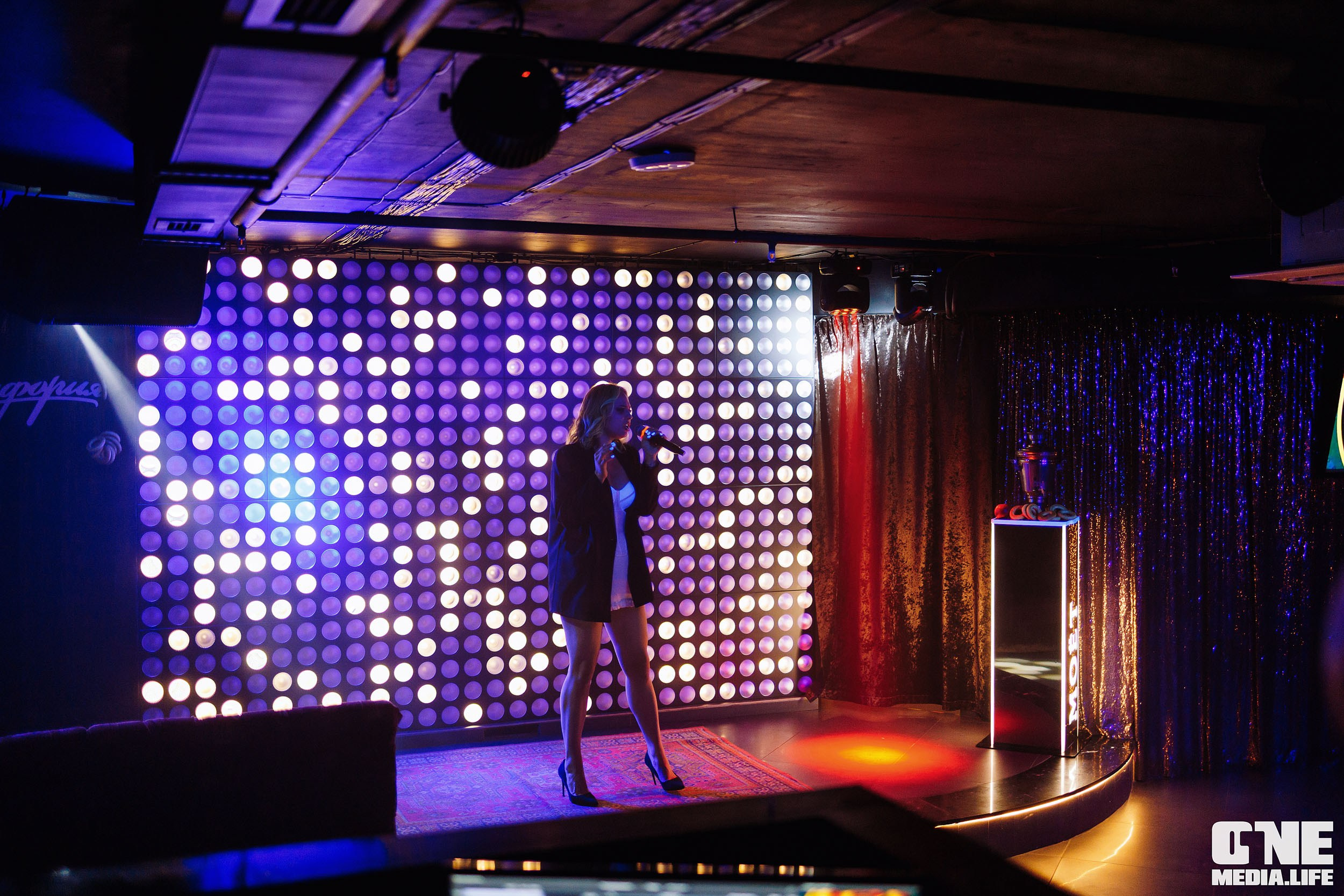 Фоторепортаж из караоке-клуба Эйфория. One Media Life: фоторепортажи, фотоотчеты с мероприятий и заведений