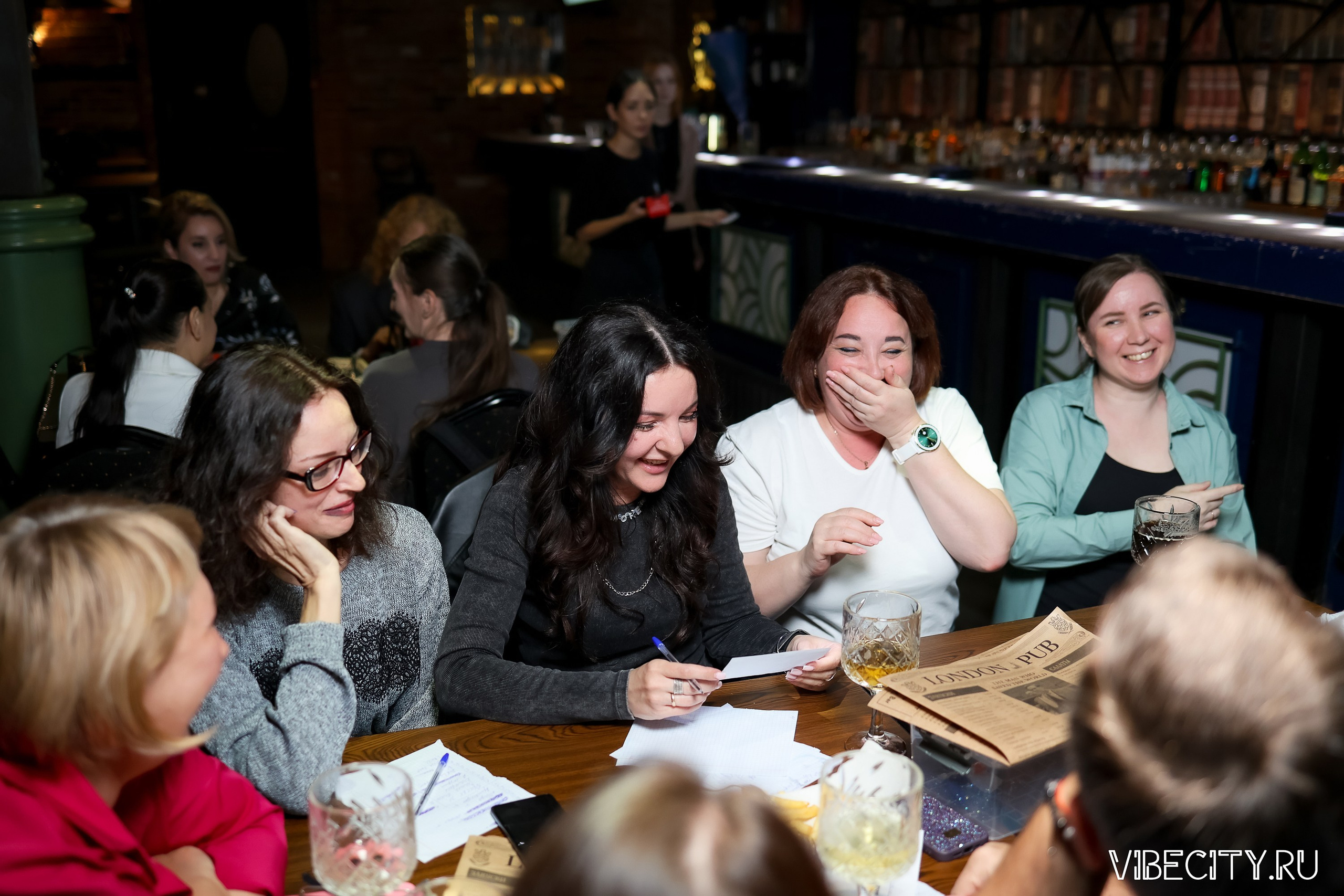 КВИЗ WHOIS. VIBECITY.RU Вайб Сити Ру Фоторепортажи Фотоотчеты Калининград