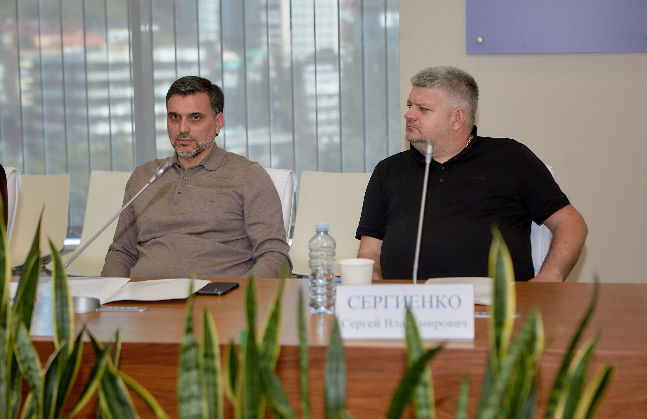 Репортажный фотограф для фотосъемки форумов конференций корпоративных мероприятий в Сочи. Фотограф Юрий Никитюк — Сочи |Адлер|Красная Поляна