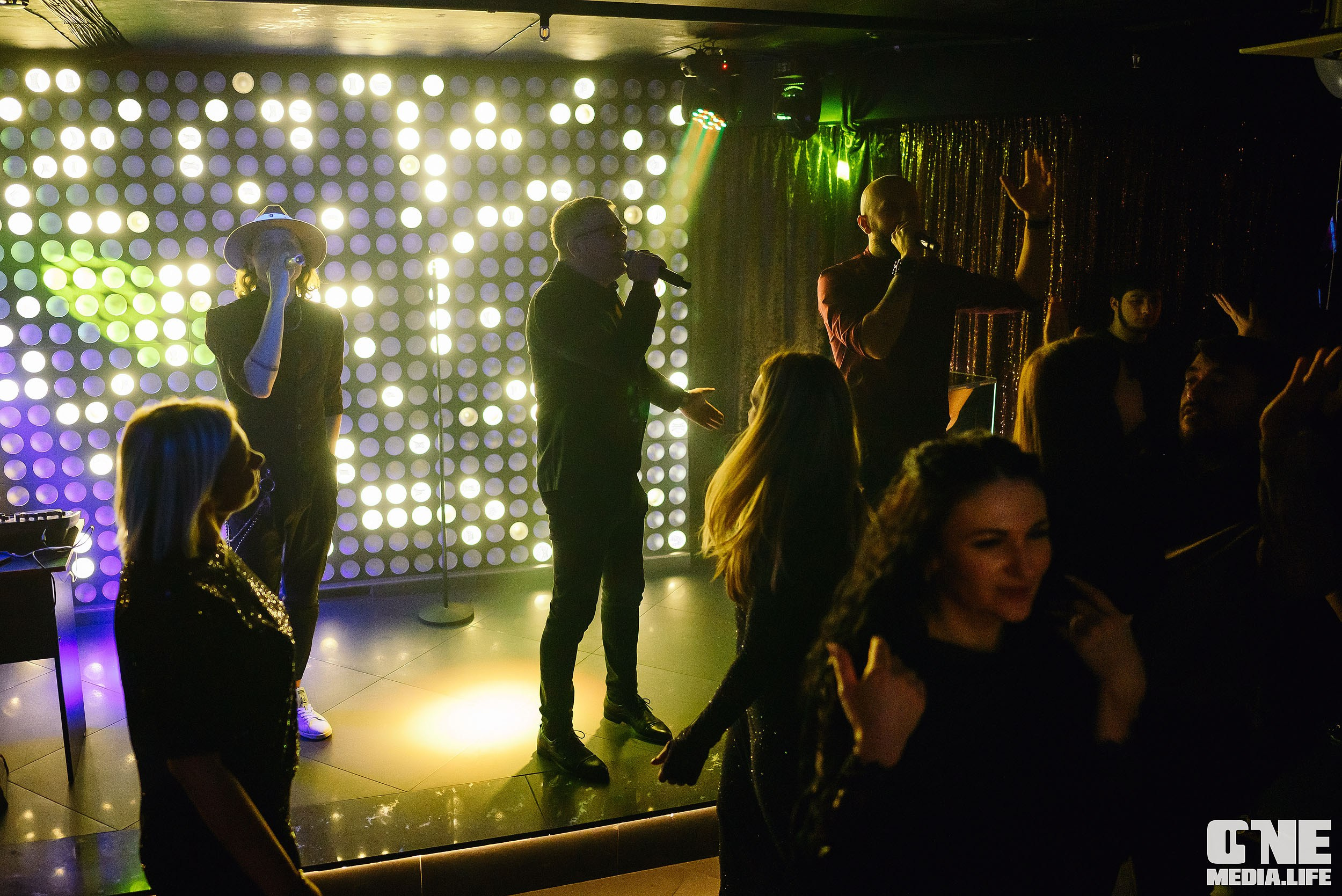 Фоторепортаж из караоке-клуба Эйфория. One Media Life: фоторепортажи, фотоотчеты с мероприятий и заведений