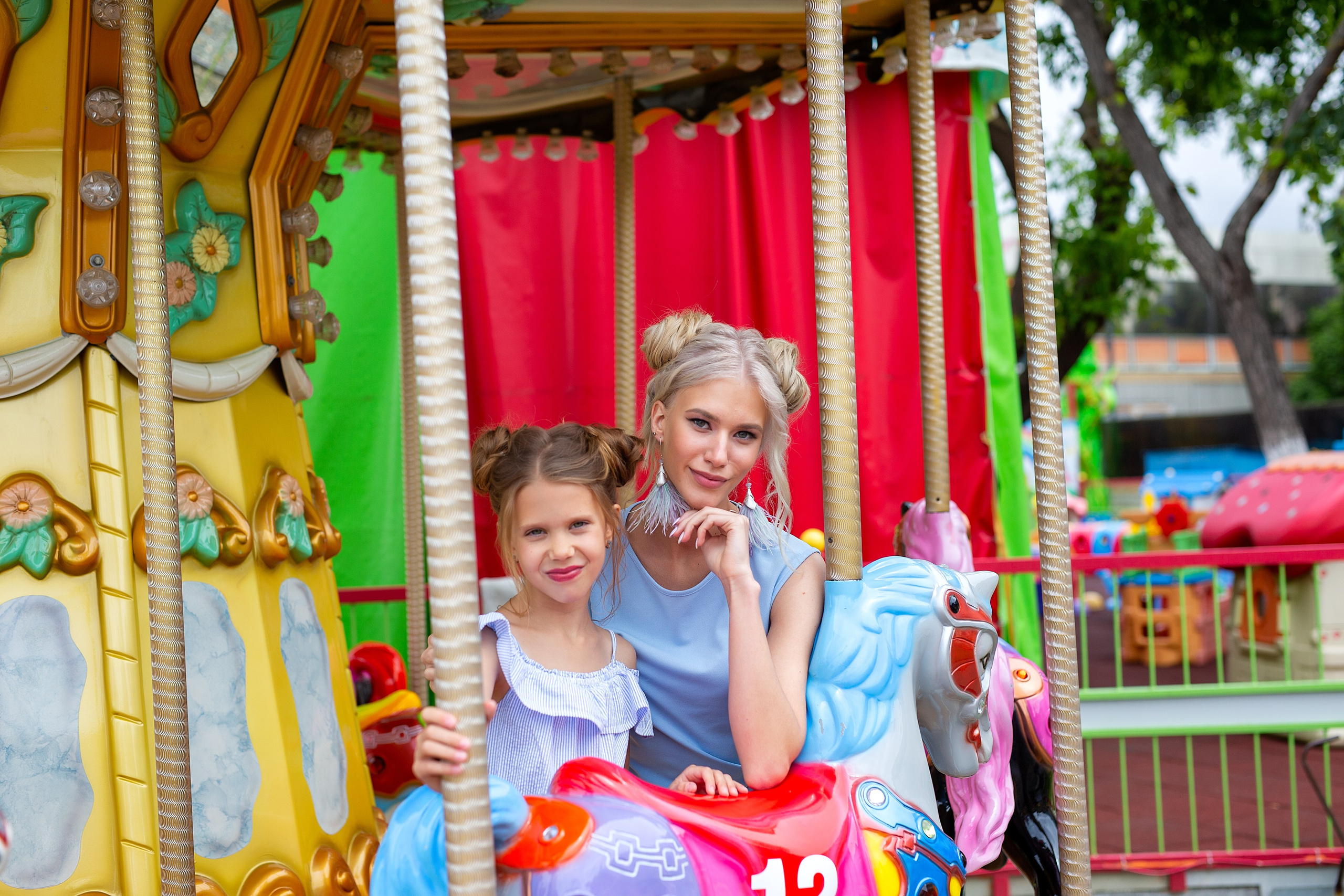 В парке Атракционов. Стильный выпускной альбом Владивосток фотограф Вероника Мигачева