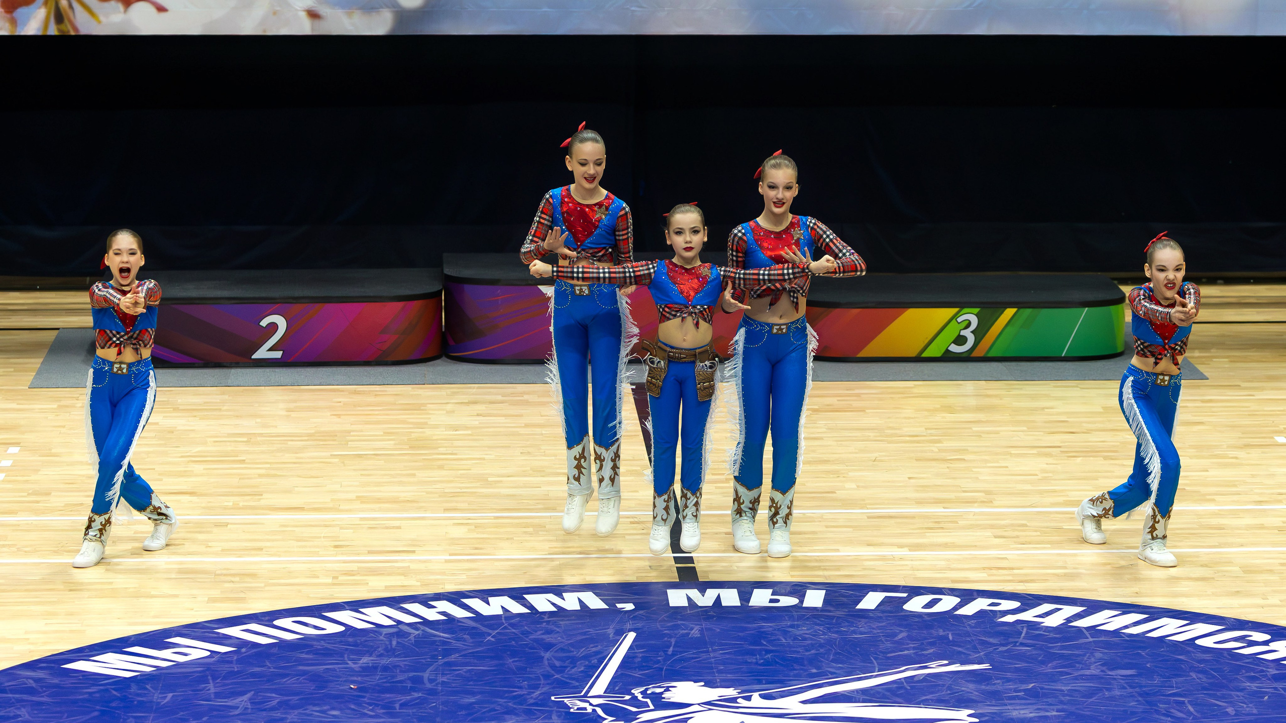 Фестиваль по фитнес-аэробике «Облачко» дисциплина «Аэробика». Выпускные альбомы и школьный фотограф в Подольске, Троицке, Щербинке, Москве и Московской области