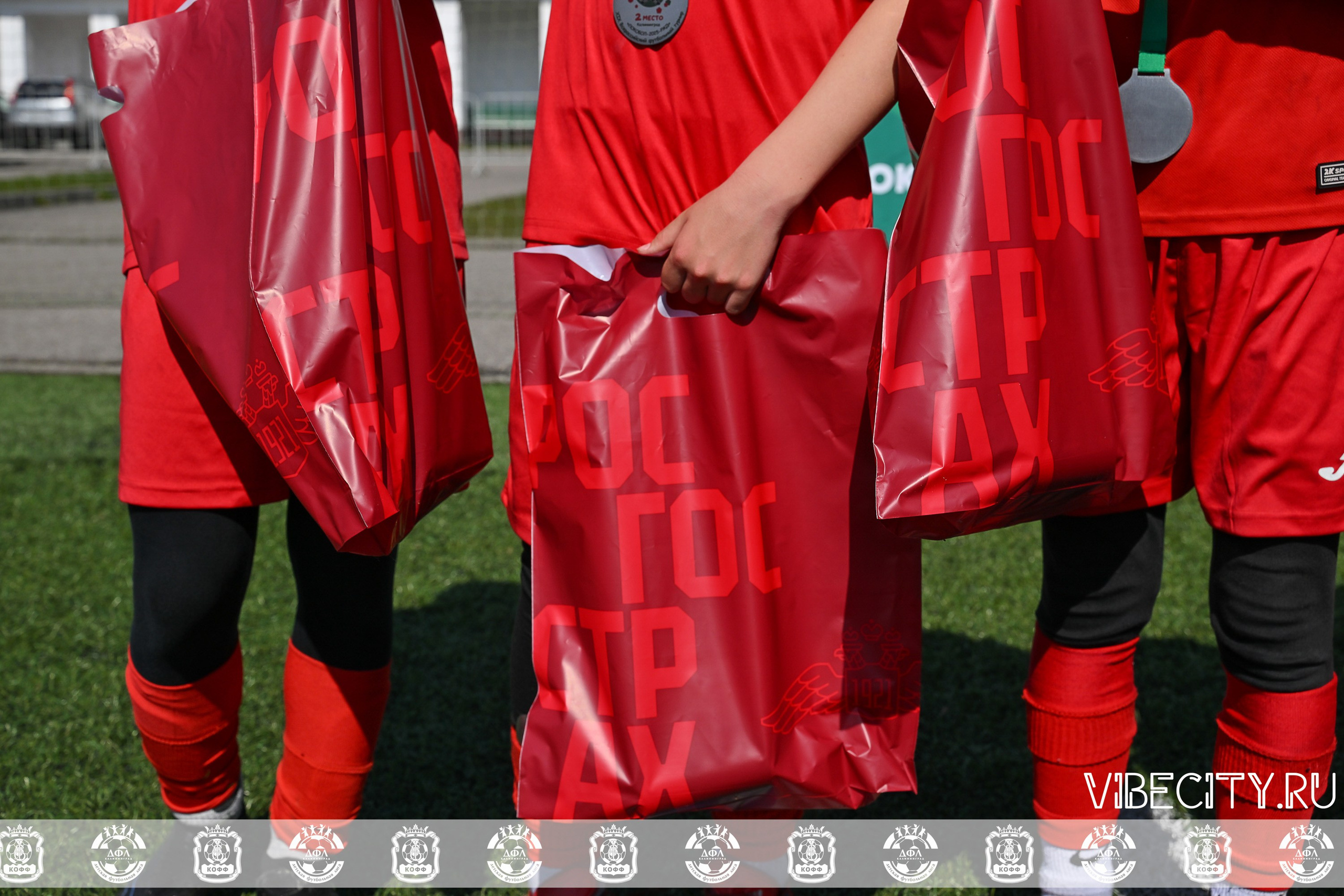 XIX Всероссийского футбольного турнира Локобол 2025 РЖД. VIBECITY.RU Вайб Сити Ру Фоторепортажи Фотоотчеты Калининград