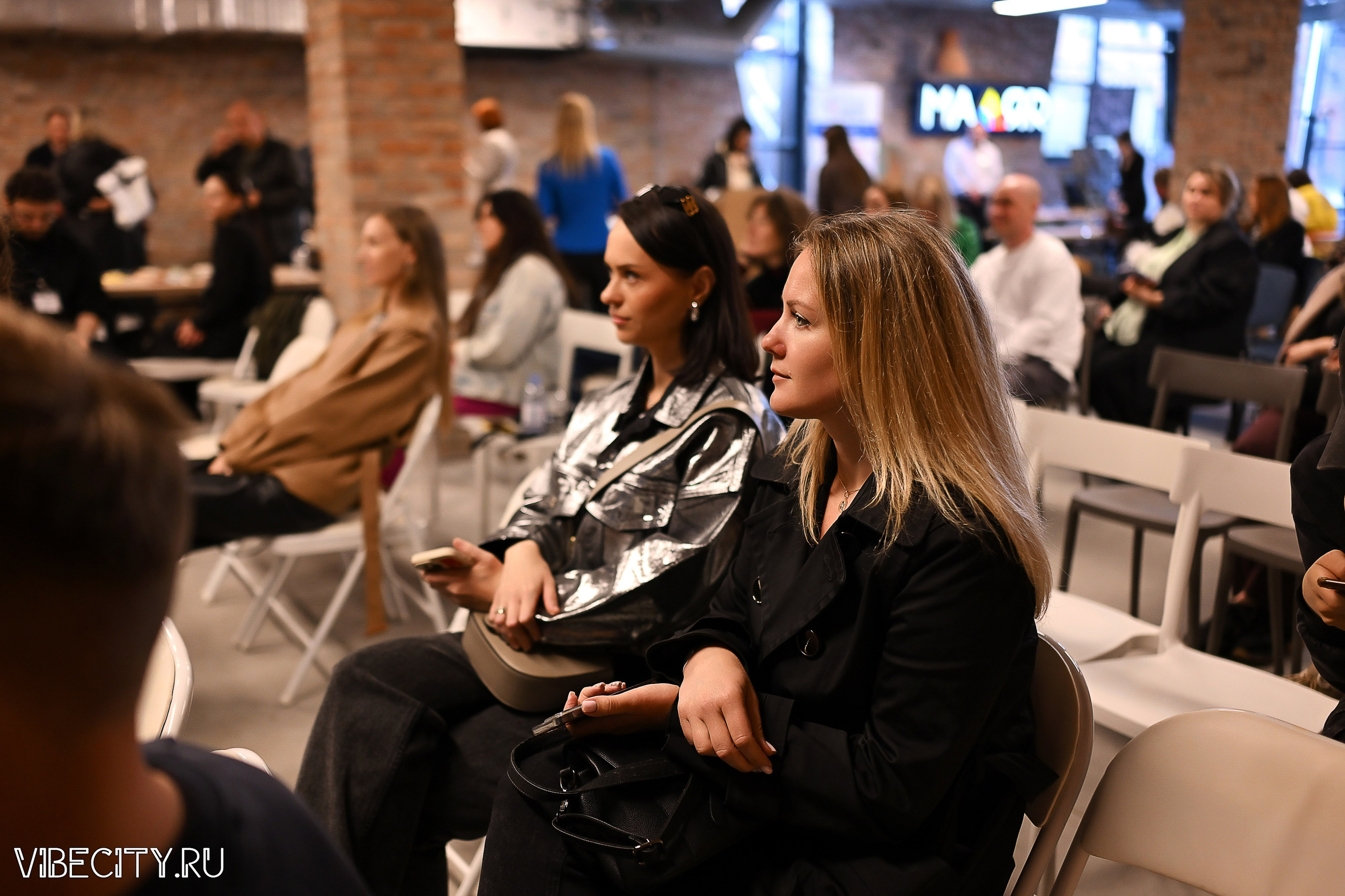 ДИЗАЙН-ФЕСТ КОНФЕРЕНЦИЯ. VIBECITY.RU Вайб Сити Ру Фоторепортажи Фотоотчеты Калининград