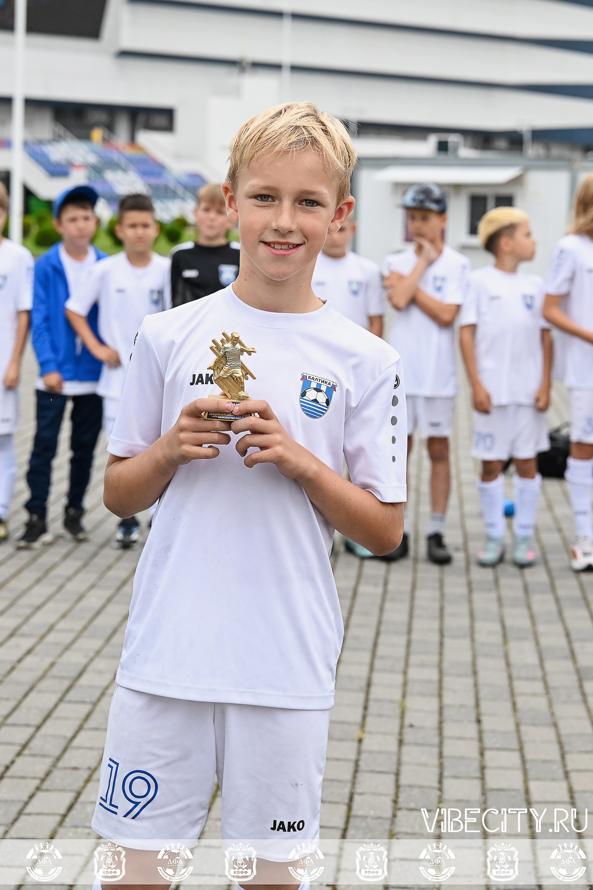 Калининградская Детская Футбольная Лига. VIBECITY.RU Вайб Сити Ру Фоторепортажи Фотоотчеты Калининград