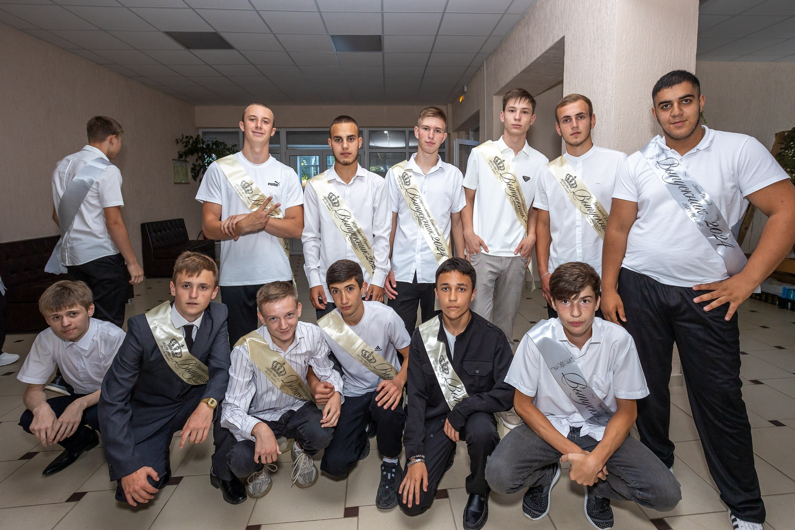 Вручение аттестата 2024 г. Выпускные альбомы Майкоп, Краснодар Елена Золотарева