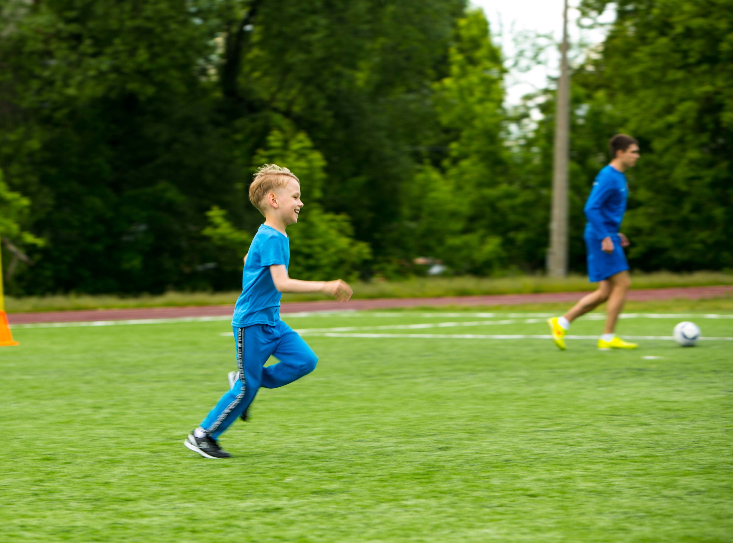 Футбольная школа «Юниор». Выпускные альбомы и школьный фотограф в Подольске, Троицке, Щербинке, Москве и Московской области