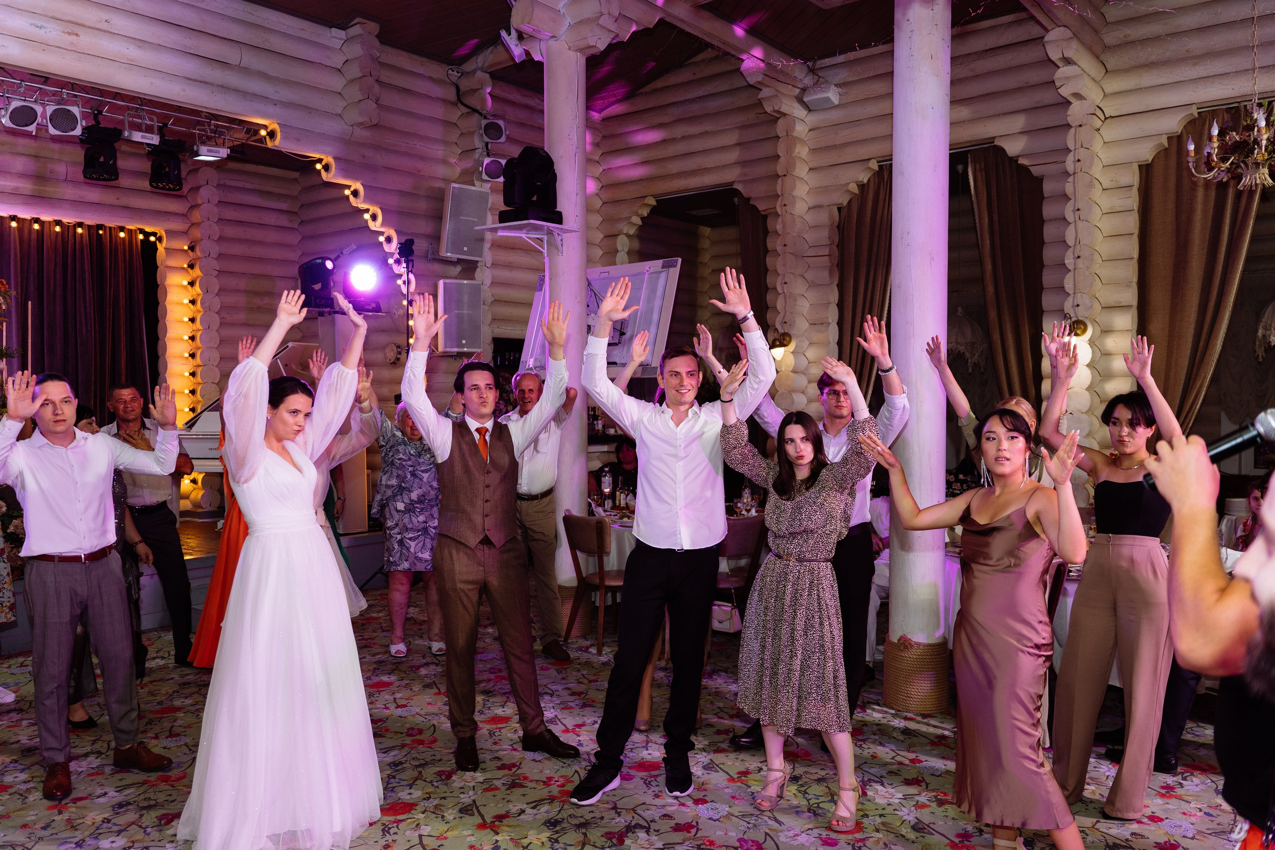 Свадьба Олега и Виктории в клубе «Ближняя дача»