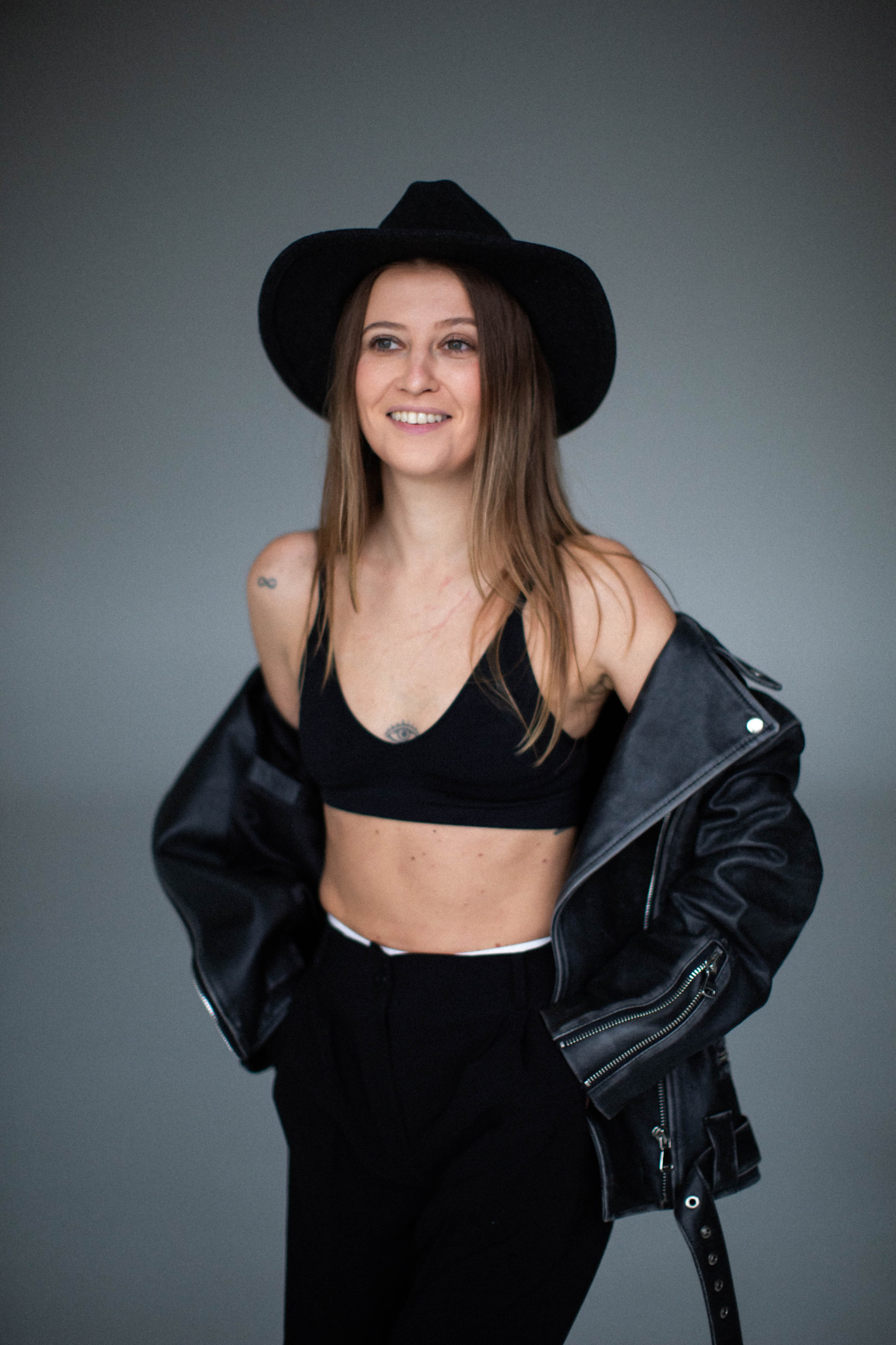 Катя Паремская. Стилист. Фотографии для развития и ведения соцсетей. Портретный фотограф. Вероника Варламова.Москва. Женский, мужской, семейный, художественный, имиджевый портрет