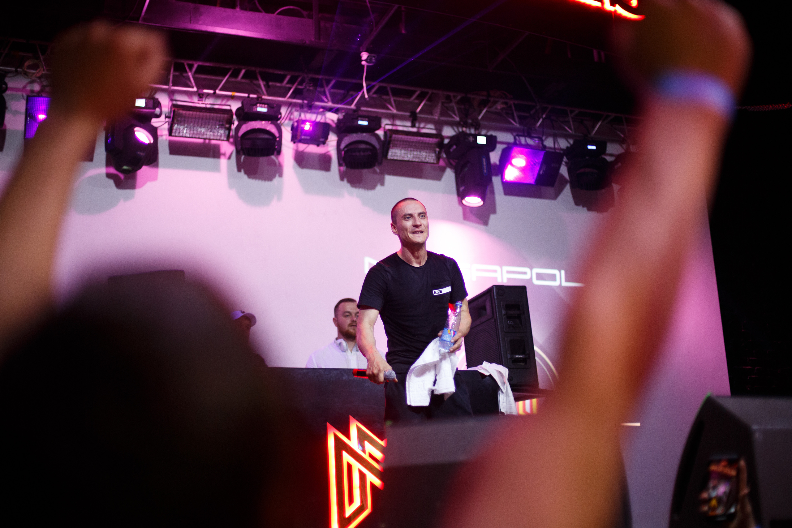 Честный. Andrey Pospelove. Фотограф в Саратове