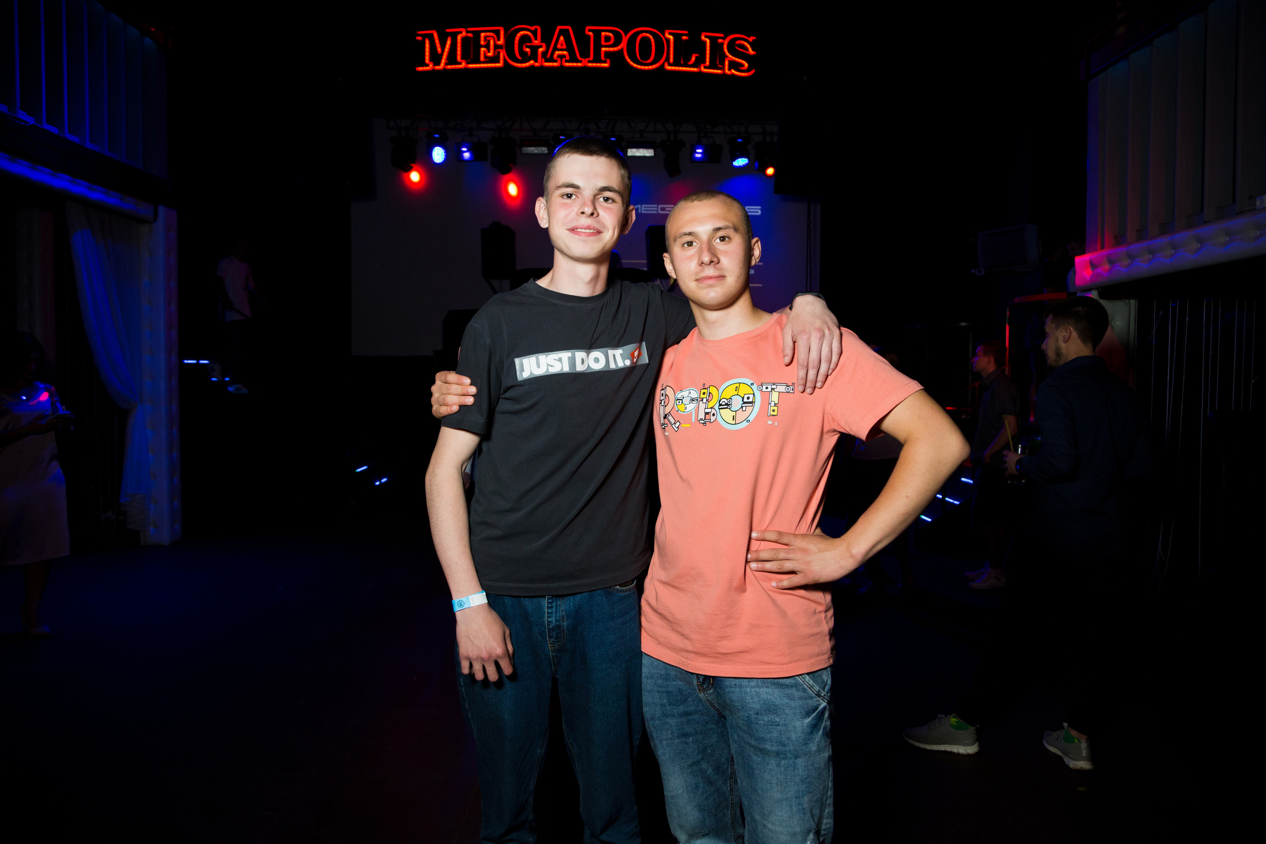 Честный. Andrey Pospelove. Фотограф в Саратове