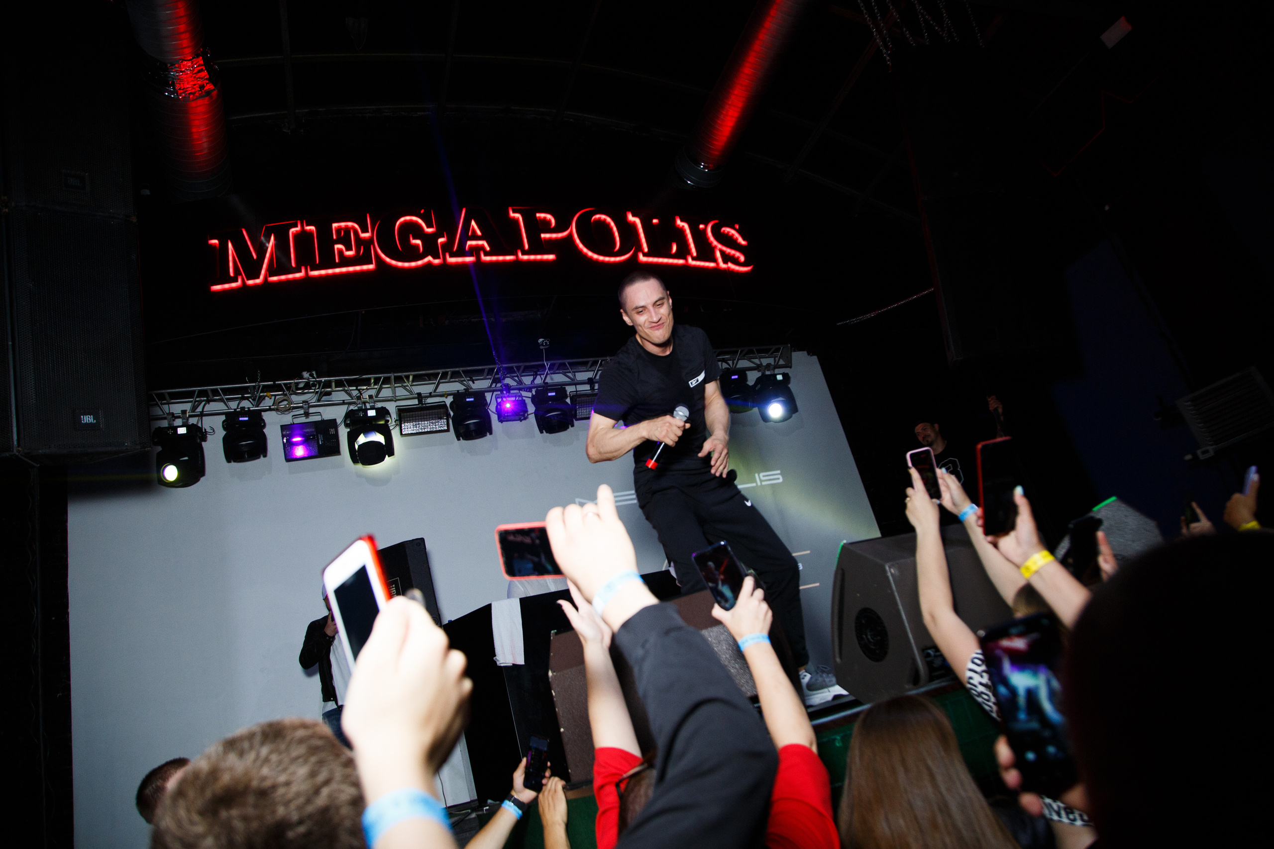 Честный. Andrey Pospelove. Фотограф в Саратове