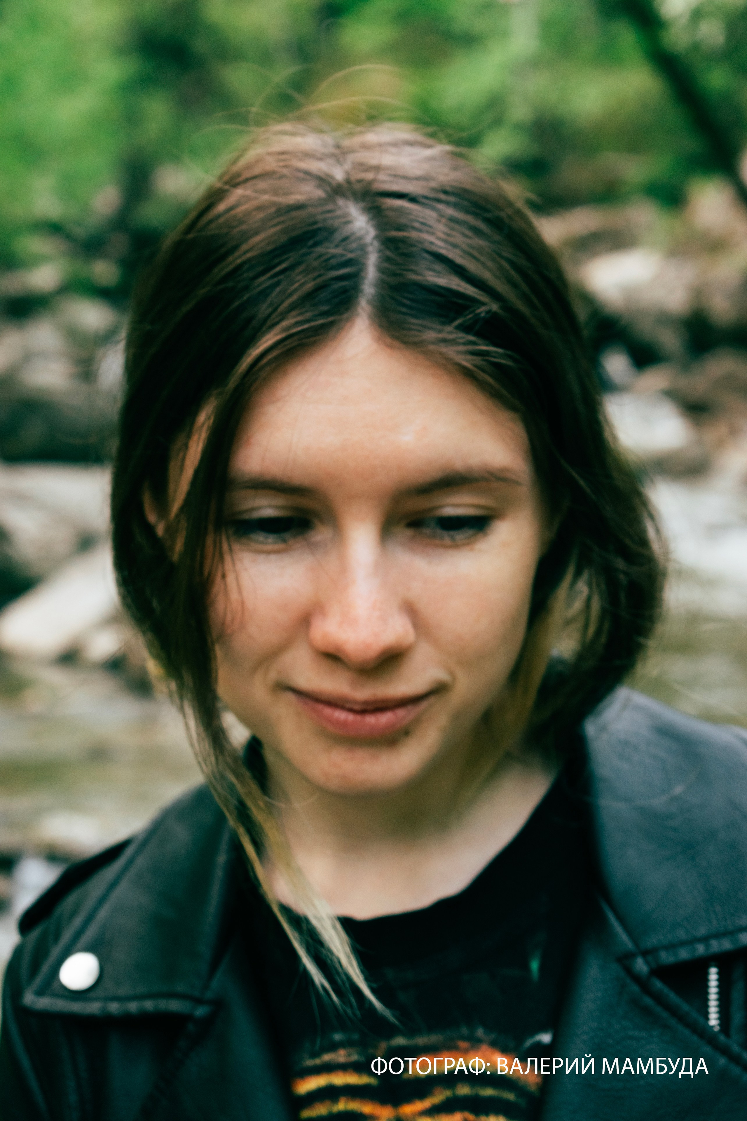 Le reality — фотограф, модель, обучающая позированию