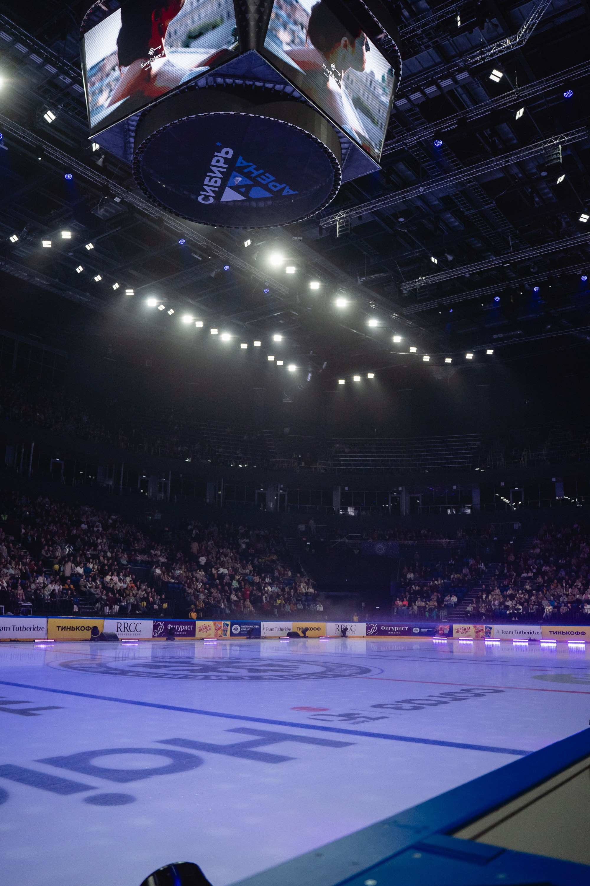 Шоу «Чемпионы на льду» в Новосибирске. Воробьева Ксения — Спортивный и танцевальный фотограф Новосибирск