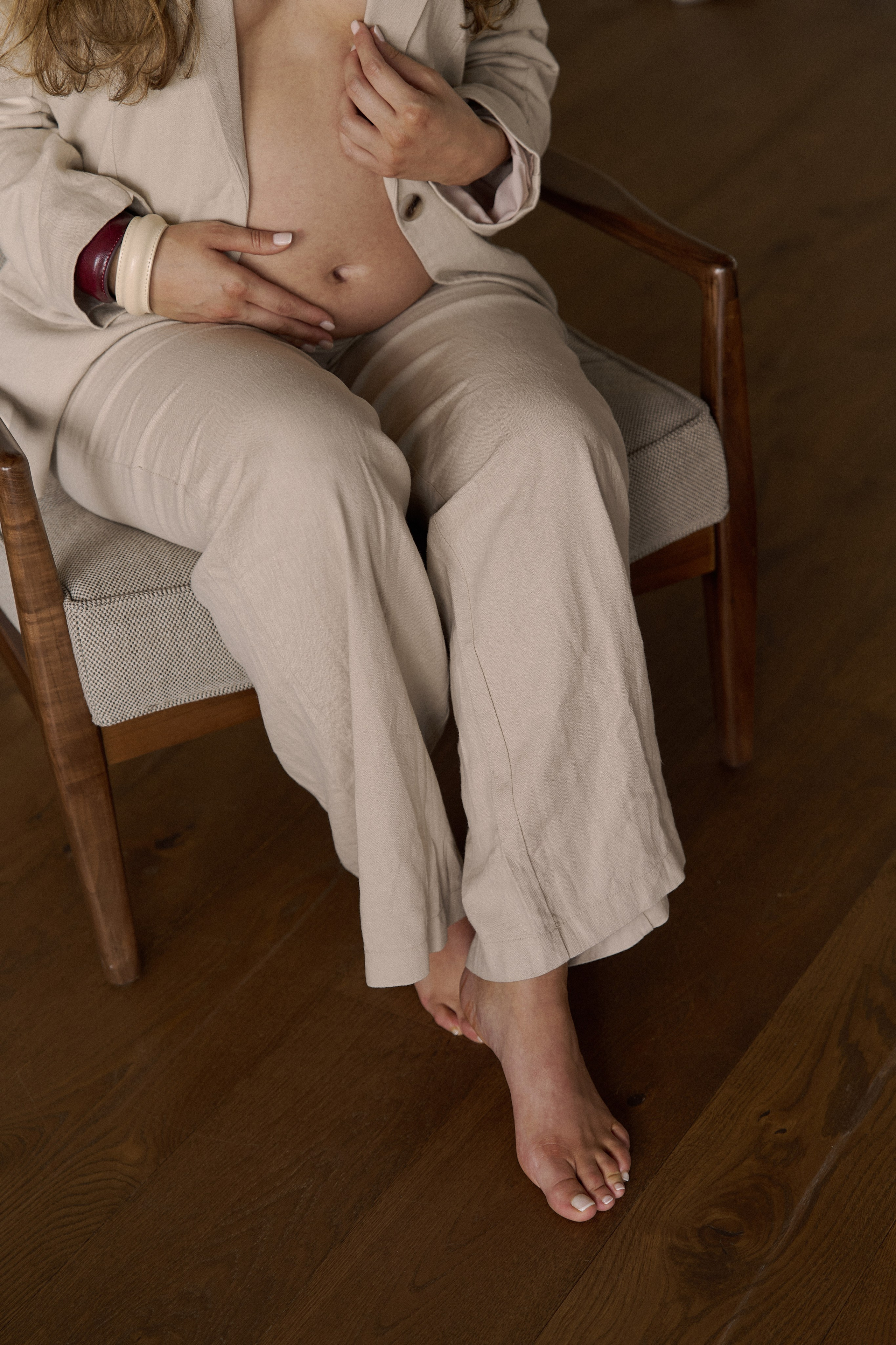 zurichfotograf zurichfotografie pregnancy photographer Zurich content photoshoot Zurich pregnancy photographer Zurich maternity photo shoot maternity photographer Switzerland