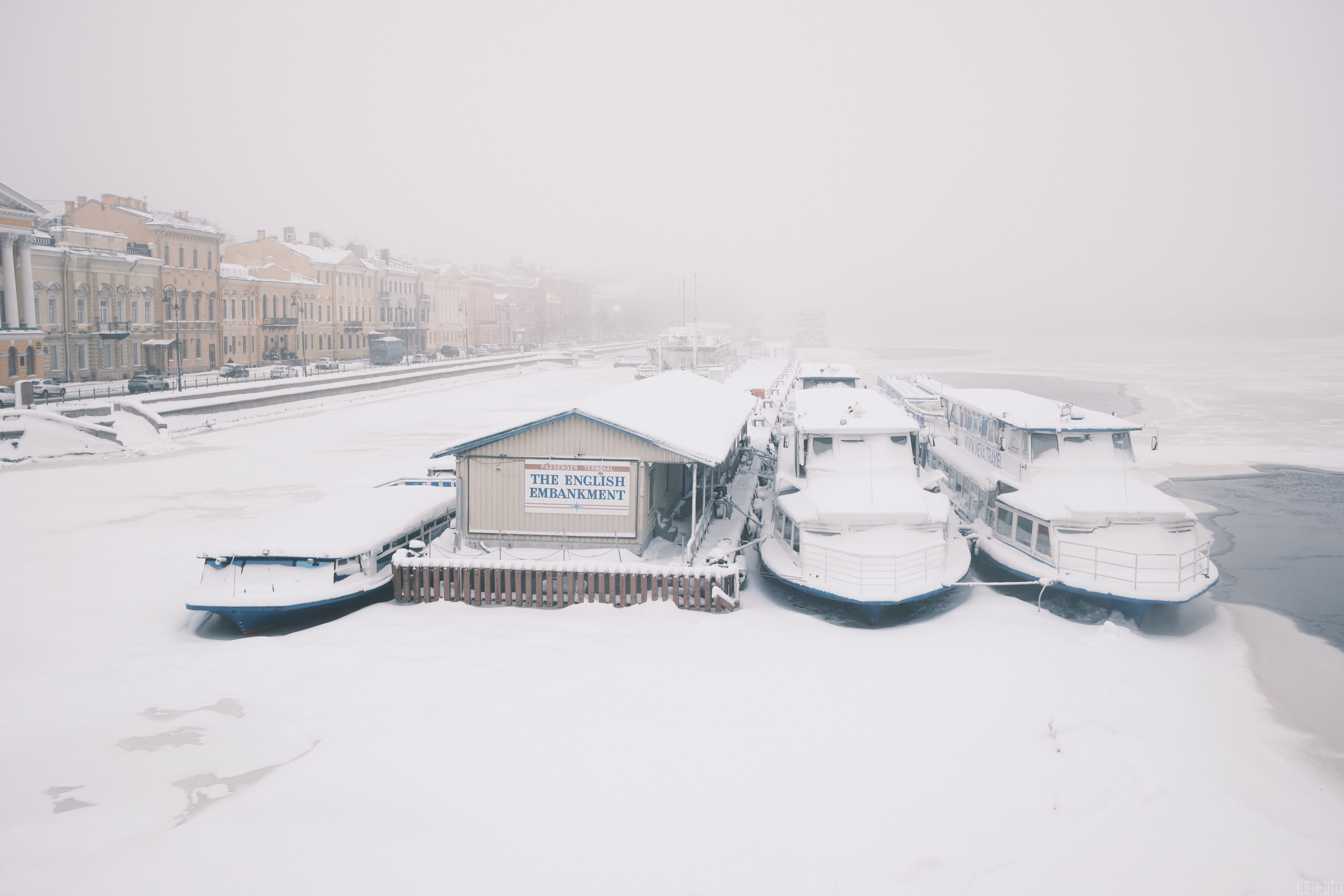 Снег и туман в Санкт-Петербурге. Фотографъ Сергѣевъ. Поймать мгновеніе