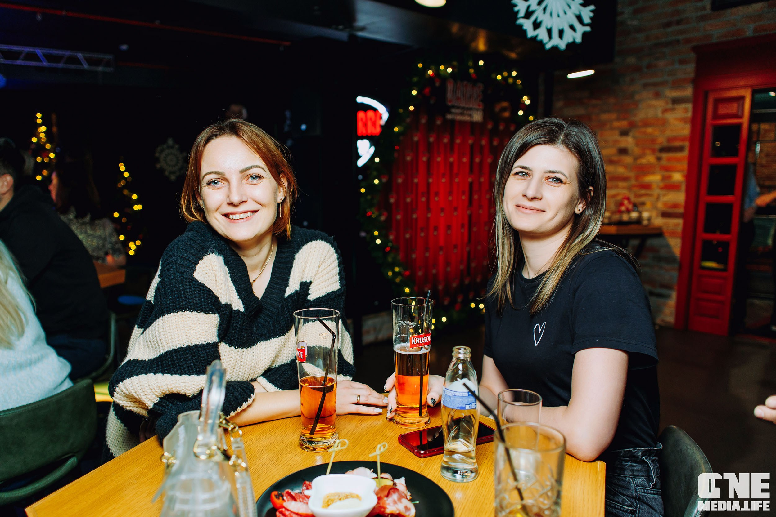 Фоторепортаж из бара Барре. One Media Life: фоторепортажи, фотоотчеты с мероприятий и заведений