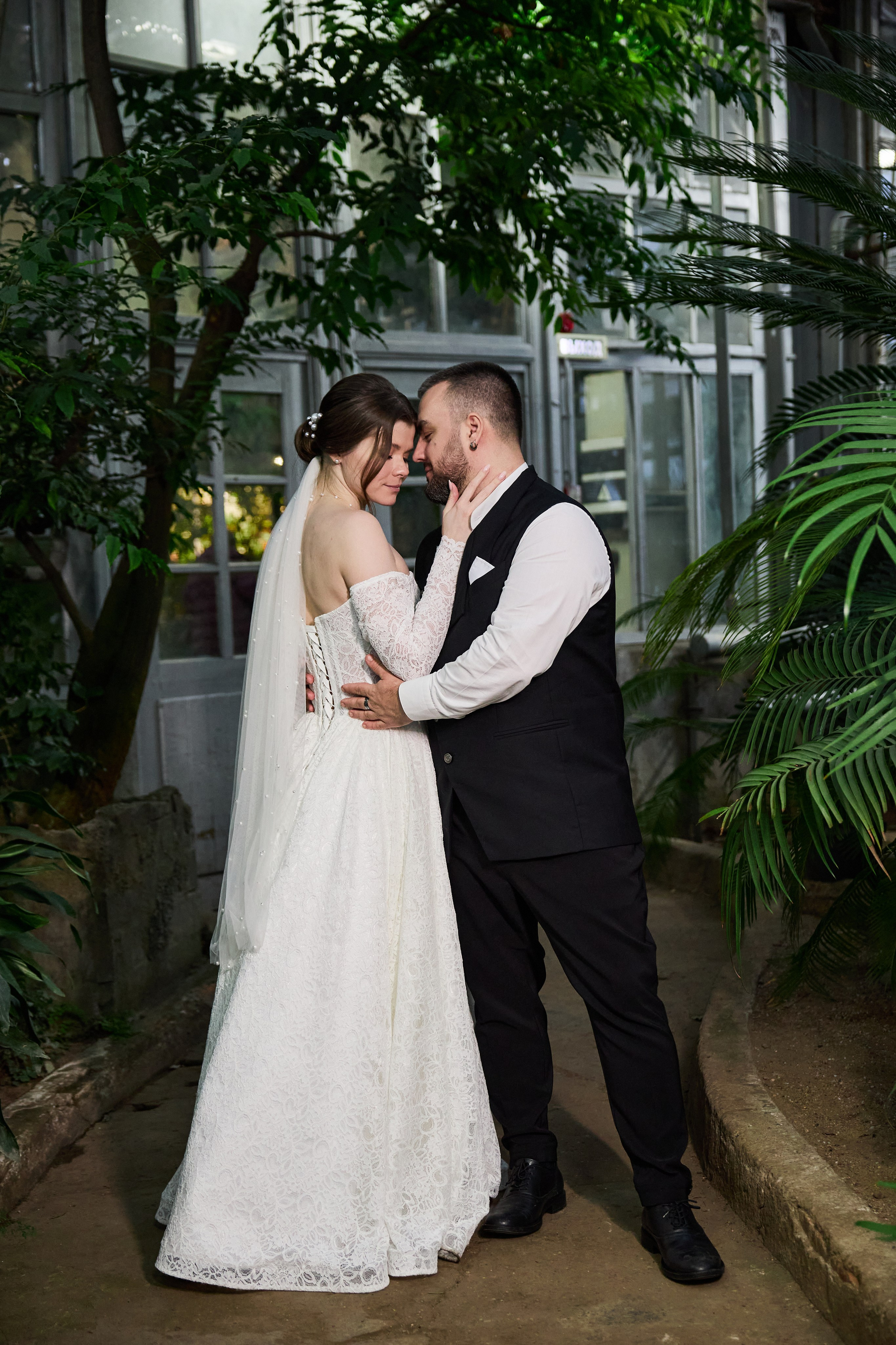 Классические сборы в отеле. Роспись в 4 ЗАГСе и съемка в оранжерее Цицина РАН. Любовь Юсупова. Фотограф