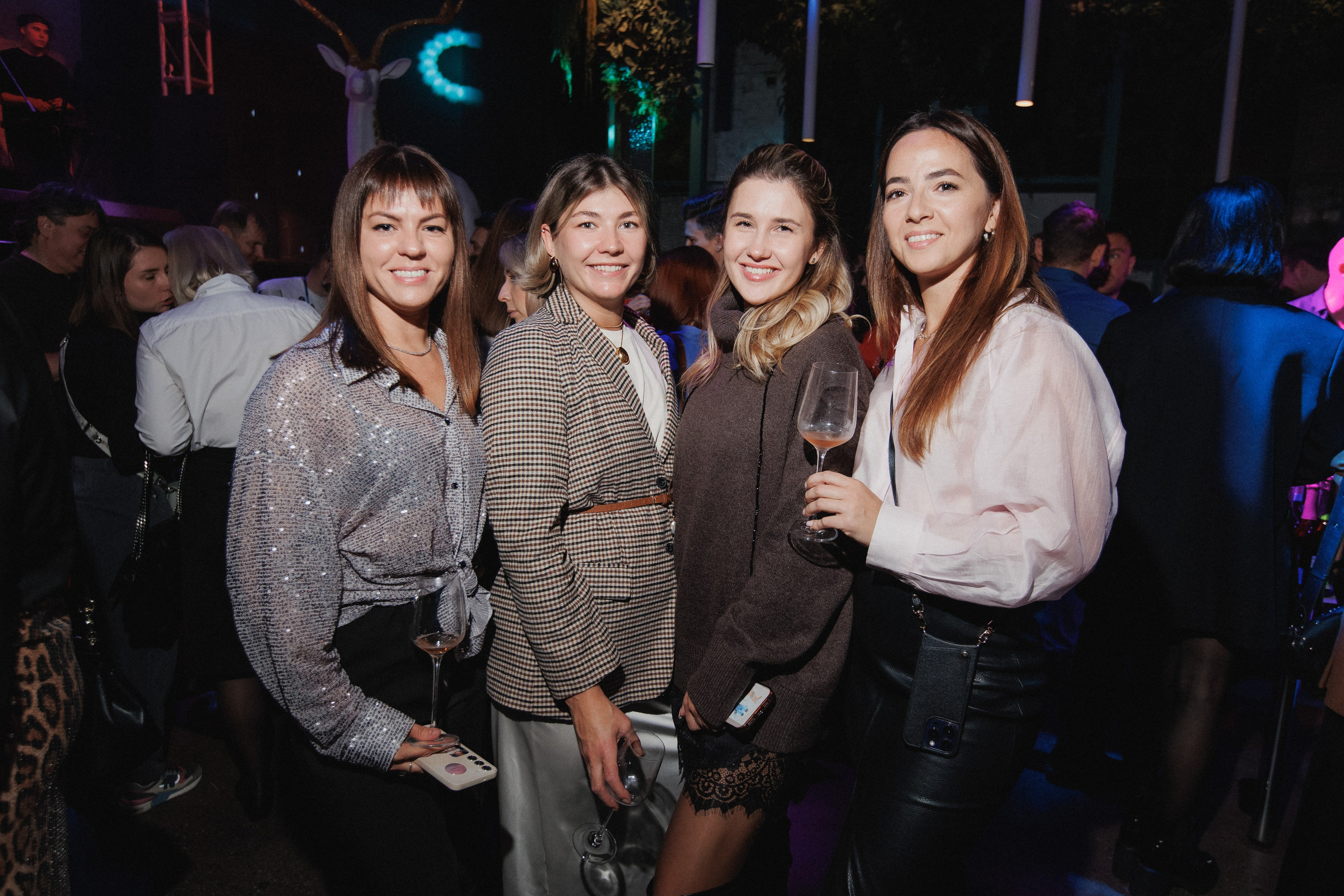 ВИННЫЙ ФЕСТИВАЛЬ. СВОИ. ФОТООТЧЕТЫ-СОБЫТИЯ-МЕСТА