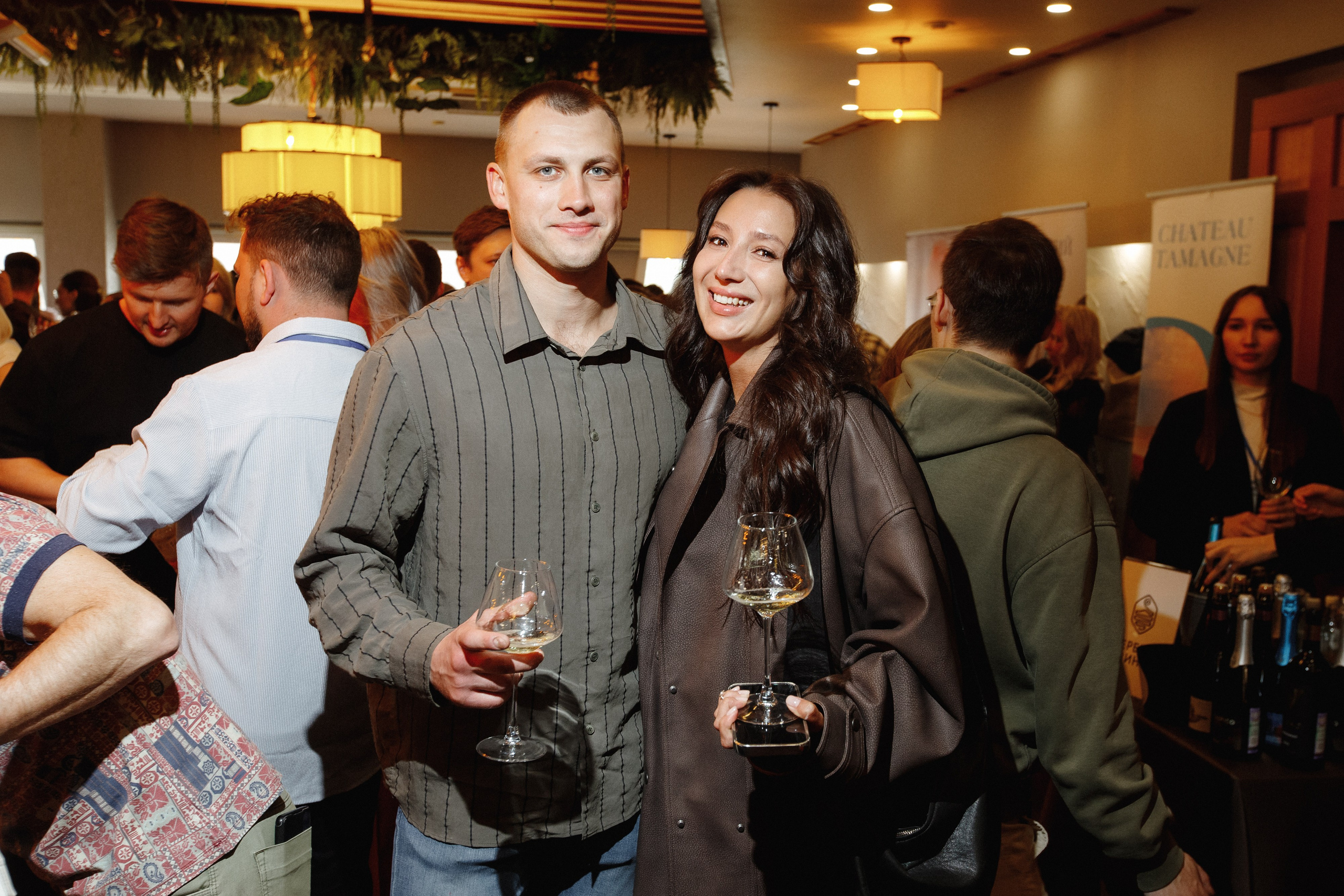 ФЕСТИВАЛЬ ИГРИСТЫХ ВИН. СВОИ. ФОТООТЧЕТЫ-СОБЫТИЯ-МЕСТА