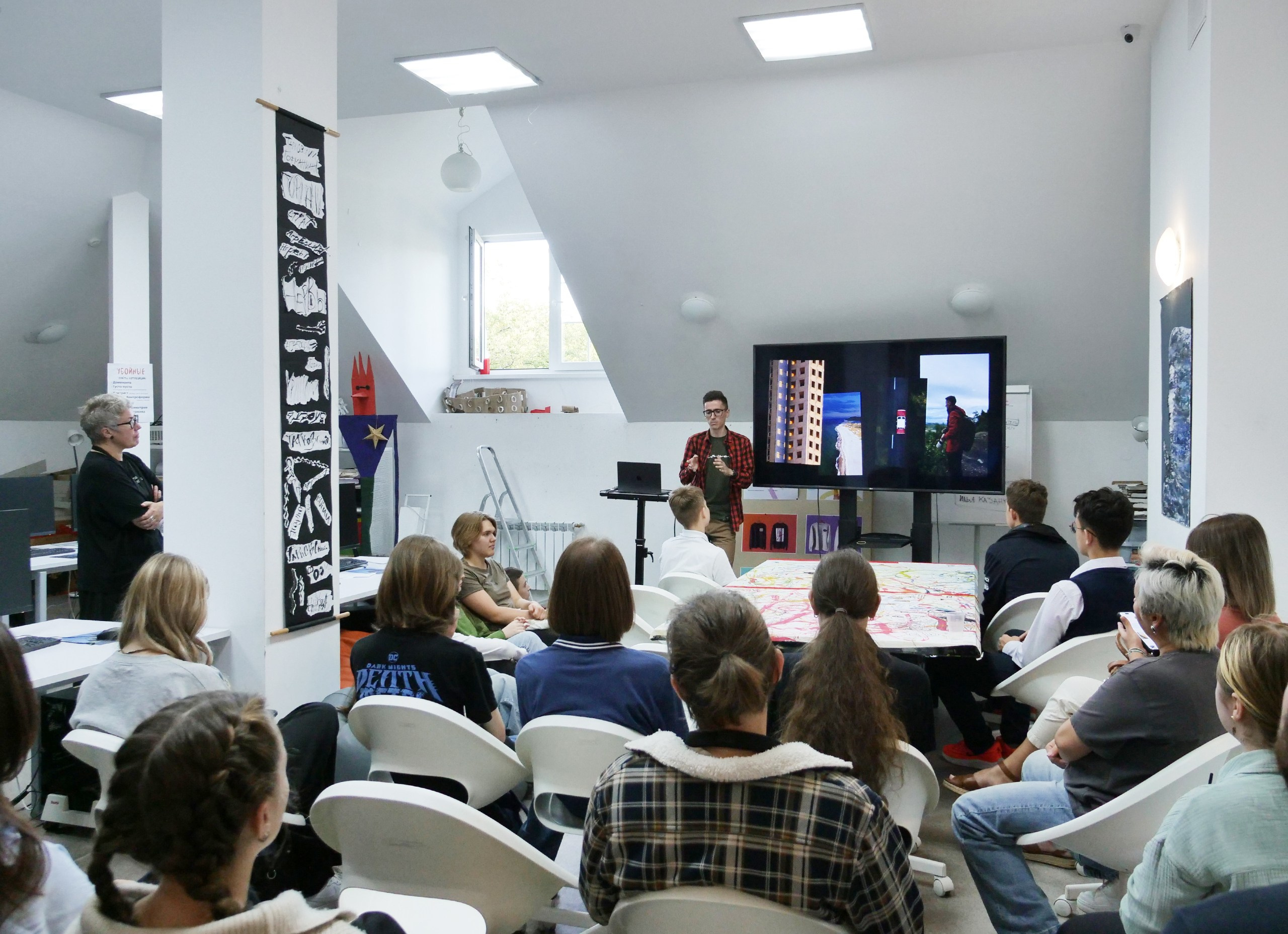 Выступление с лекцией о дизайне в Школе креативных индустрий в Калининграде