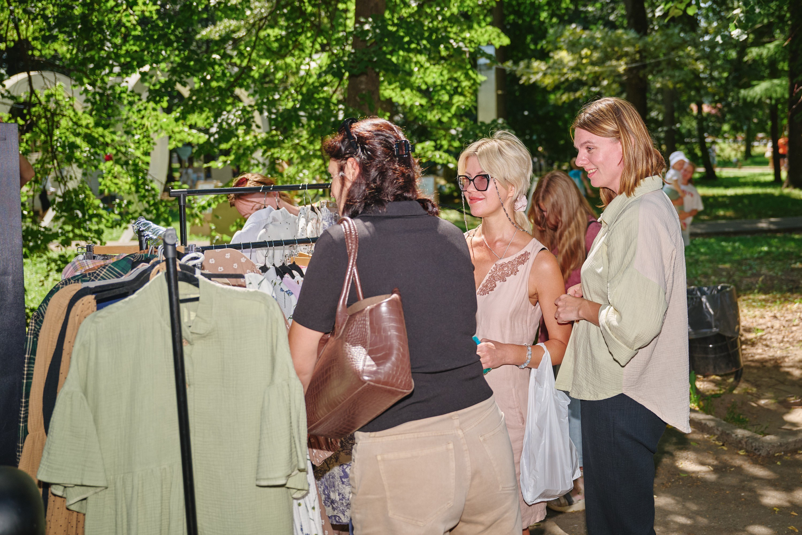 Ива фест 2025. Фотограф в Иваново: Каталожная съемка одежды и постельного белья, Wildberries