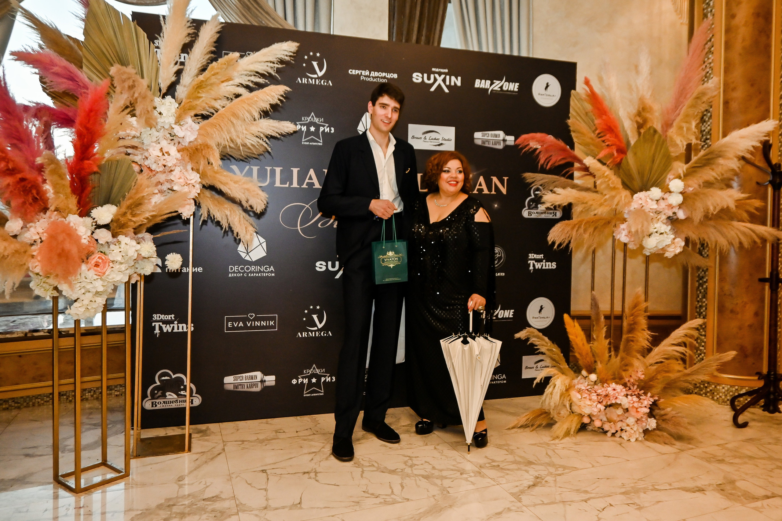 СЪЕМКИ при проекте «4 ЖЕНЫ». ТВ «ПЯТНИЦА». Фотограф для бизнесконтента, репортажей и семейного альбома в Москве