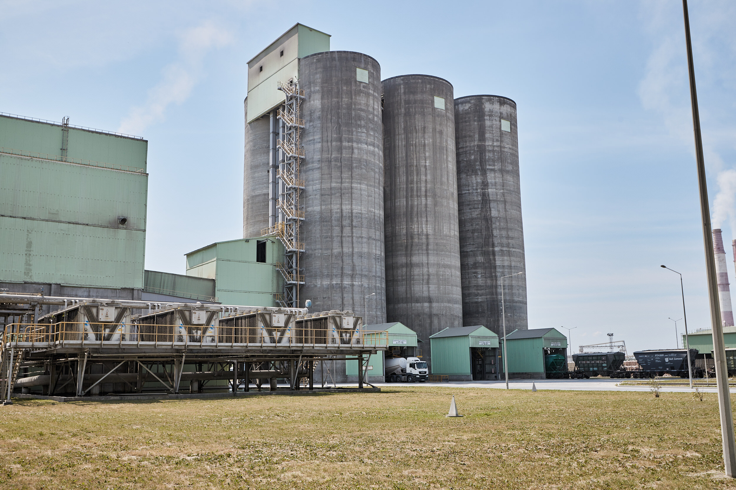 Съемка производства цемента. Контент для бизнеса в Екатеринбурге Полдень Медиа