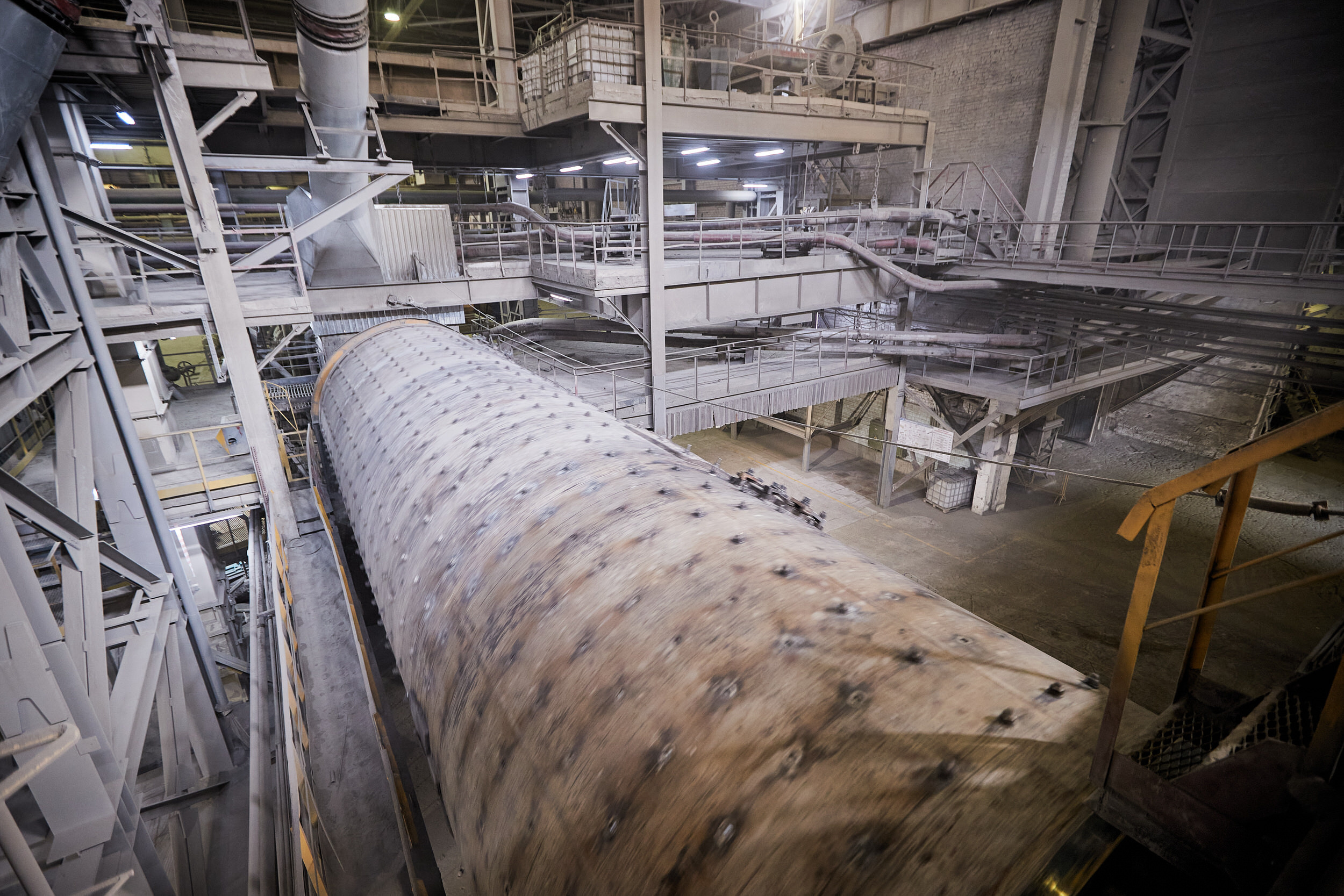 Съемка производства цемента. Контент для бизнеса в Екатеринбурге Полдень Медиа