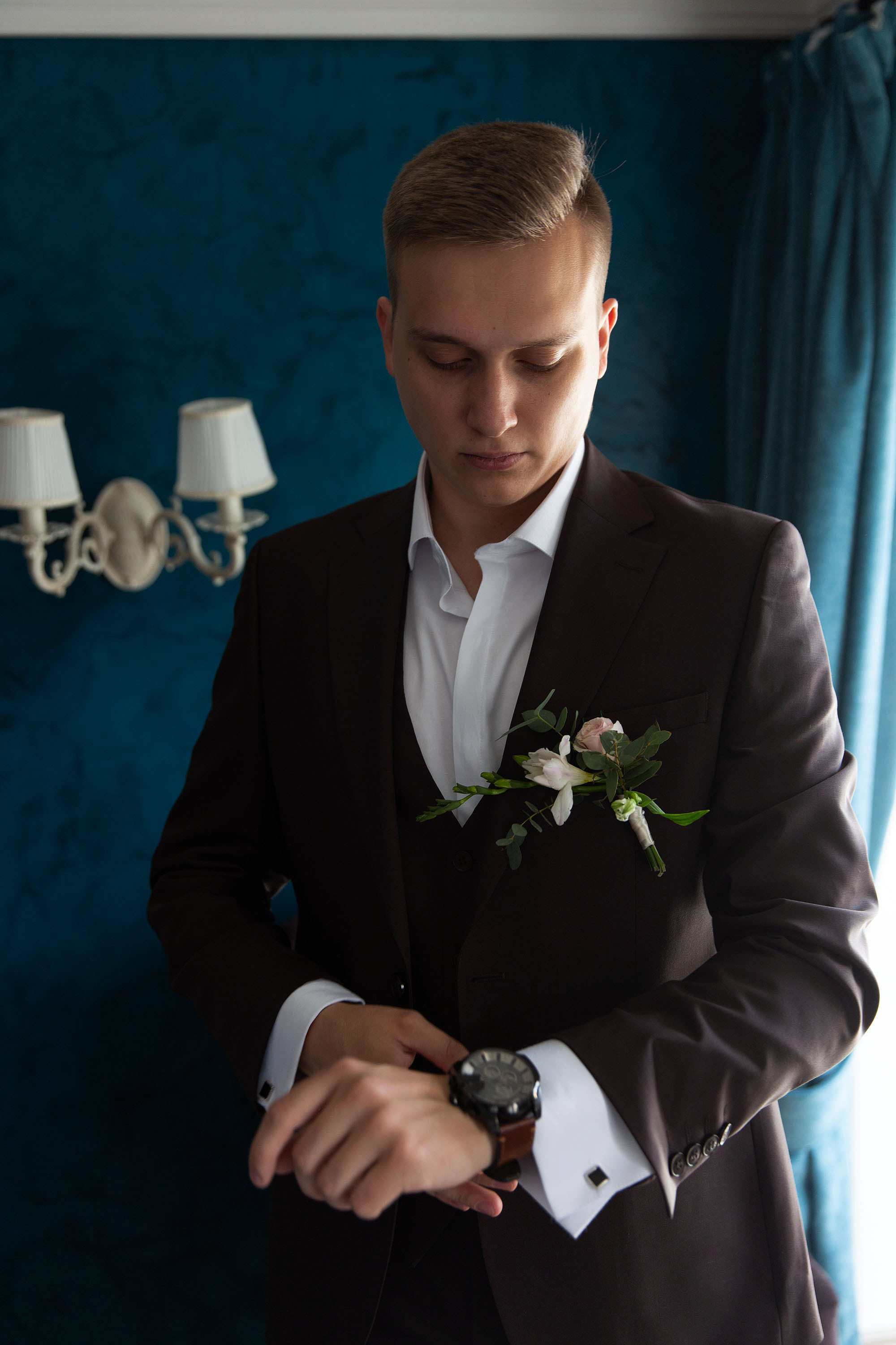 Анонс свадебной серии у Мариинского дворца. Свадебный и портретный фотограф в Санкт-Петербурге Надежда Чечулина