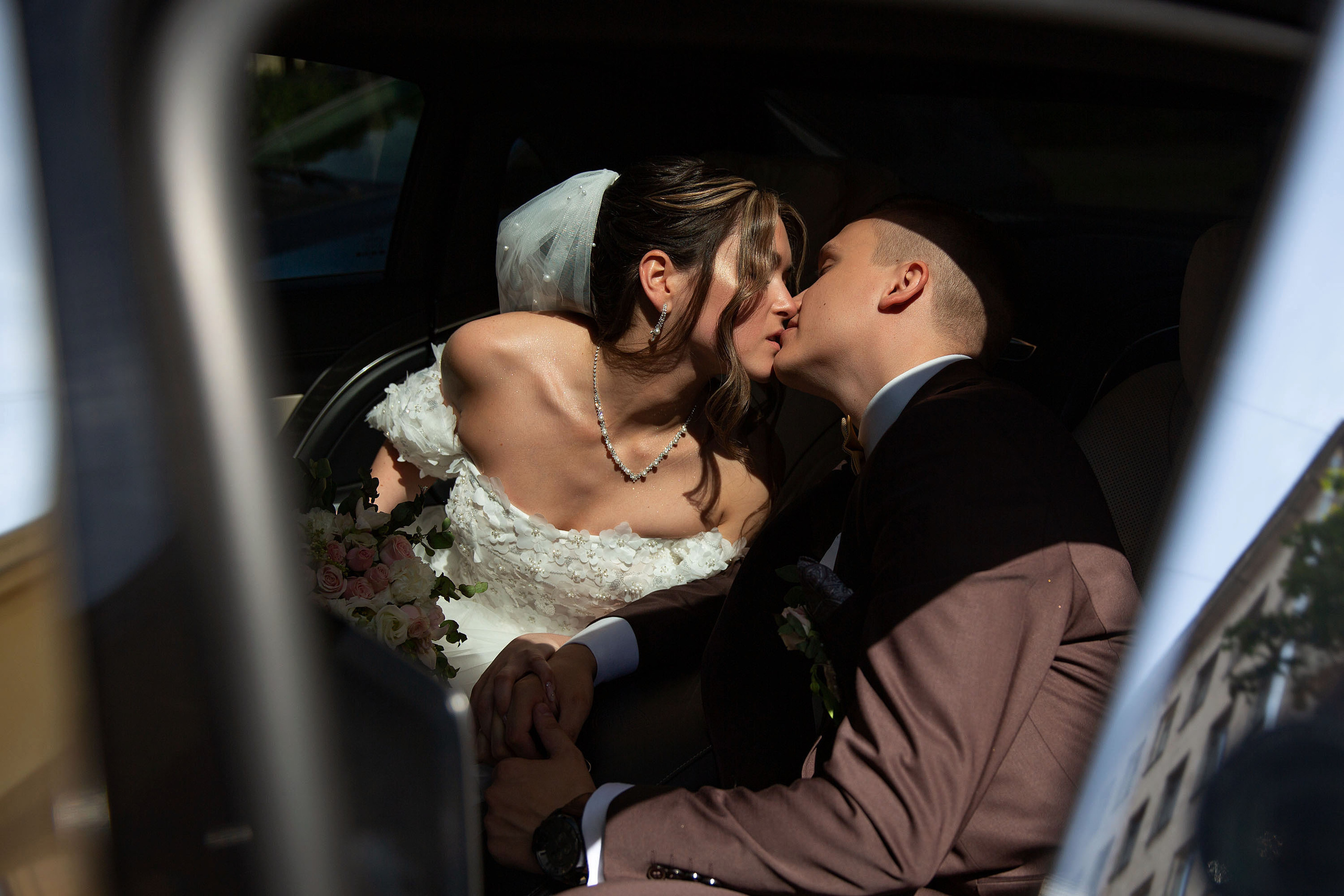 Анонс свадебной серии у Мариинского дворца. Свадебный и портретный фотограф в Санкт-Петербурге Надежда Чечулина