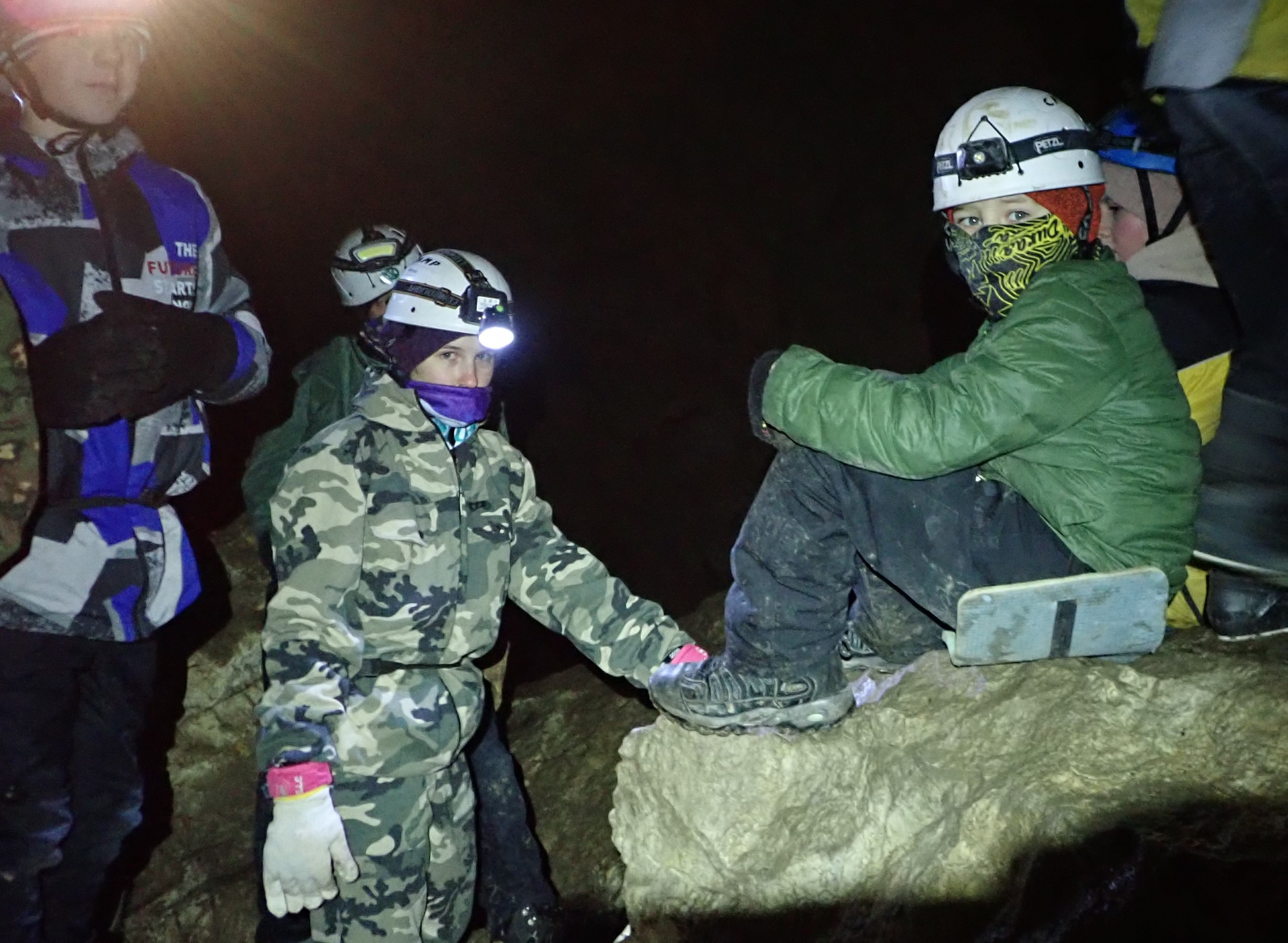 Пещерные чародеи. Детские программы Школа безопасности Новосибирск