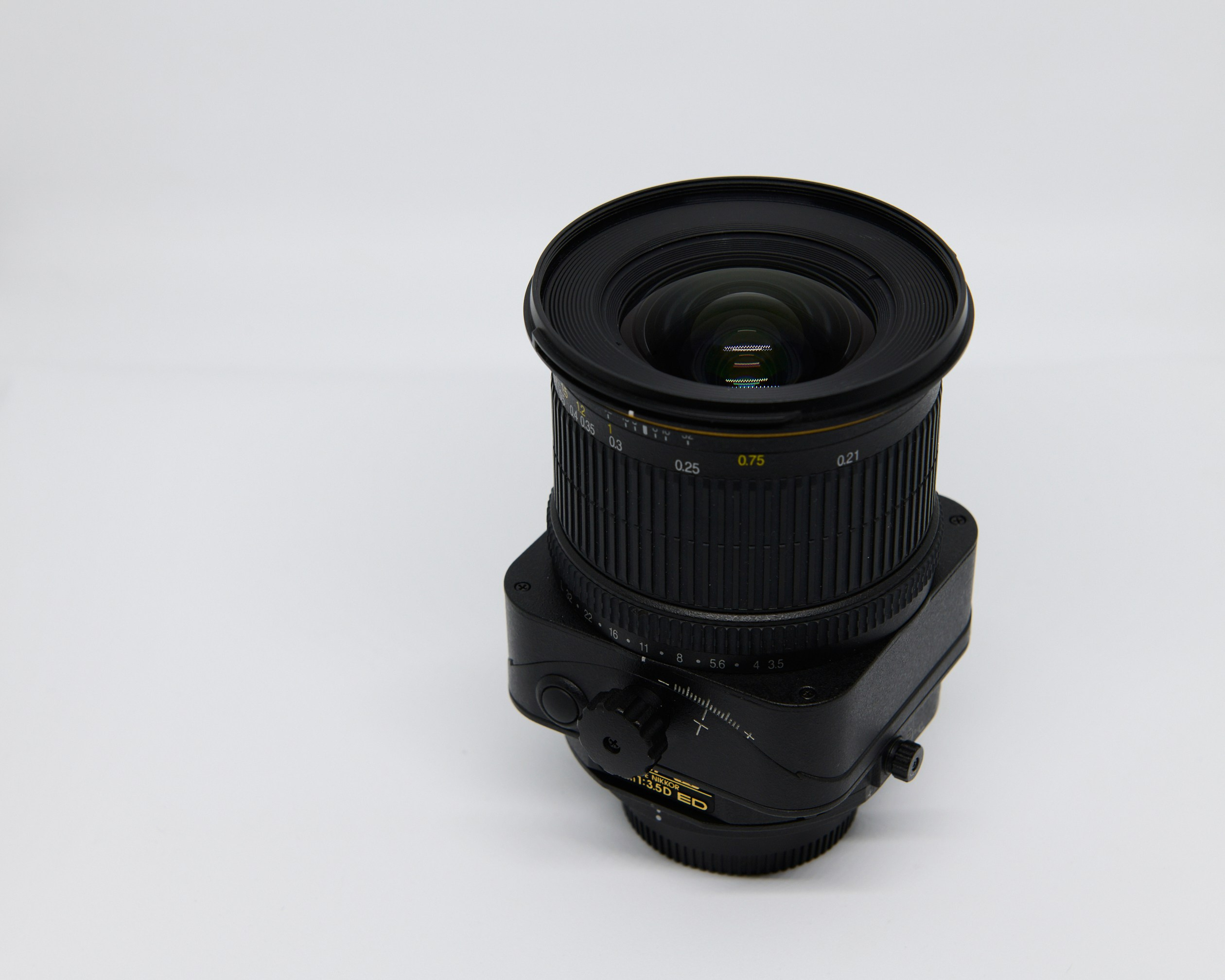 Объективы для интерьеров и коммерции: что я реально использовал и почему на зеркальной системе. Роман Свободный — интерьерная и архитектурная съёмка, Москва и МО