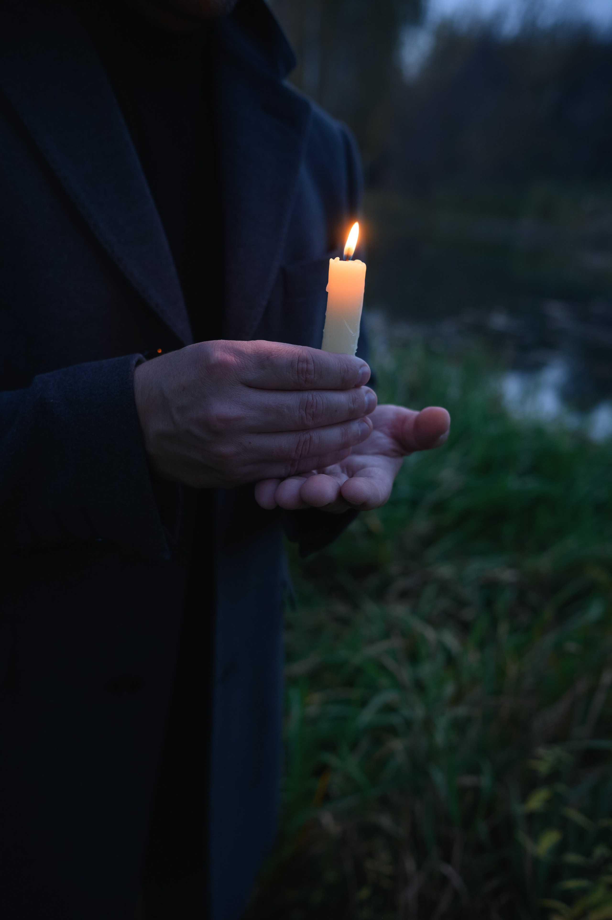 Мужская фотосессия на открытом воздухе