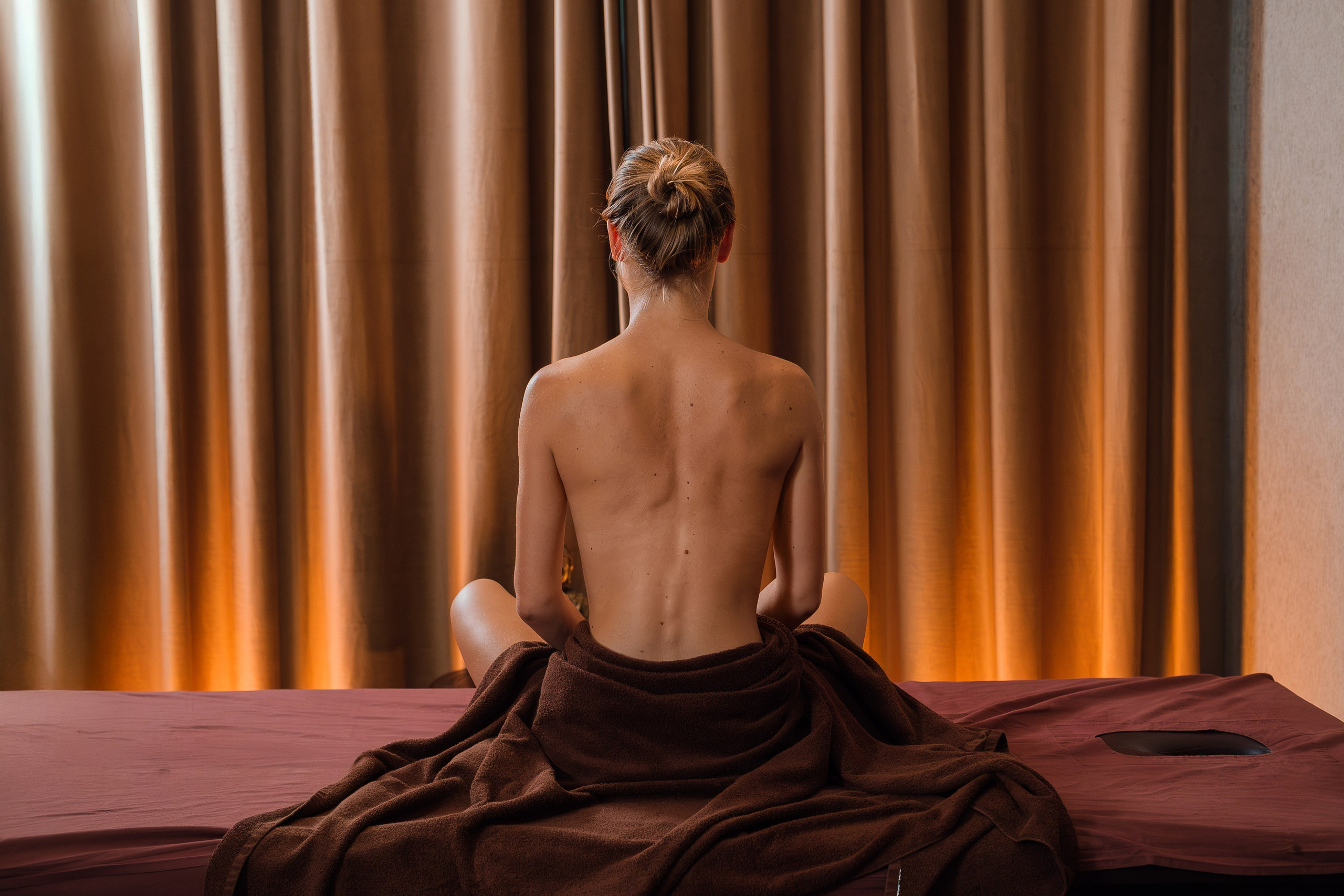 Контент фотосессия для тайского массажа в СПб