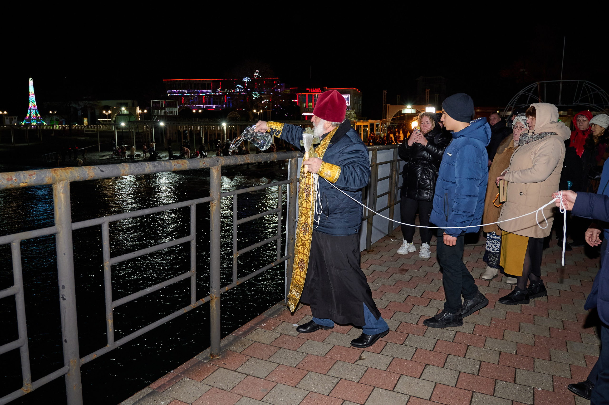Крещенские купания. Жизнь курорта Кабардинка в фотографиях