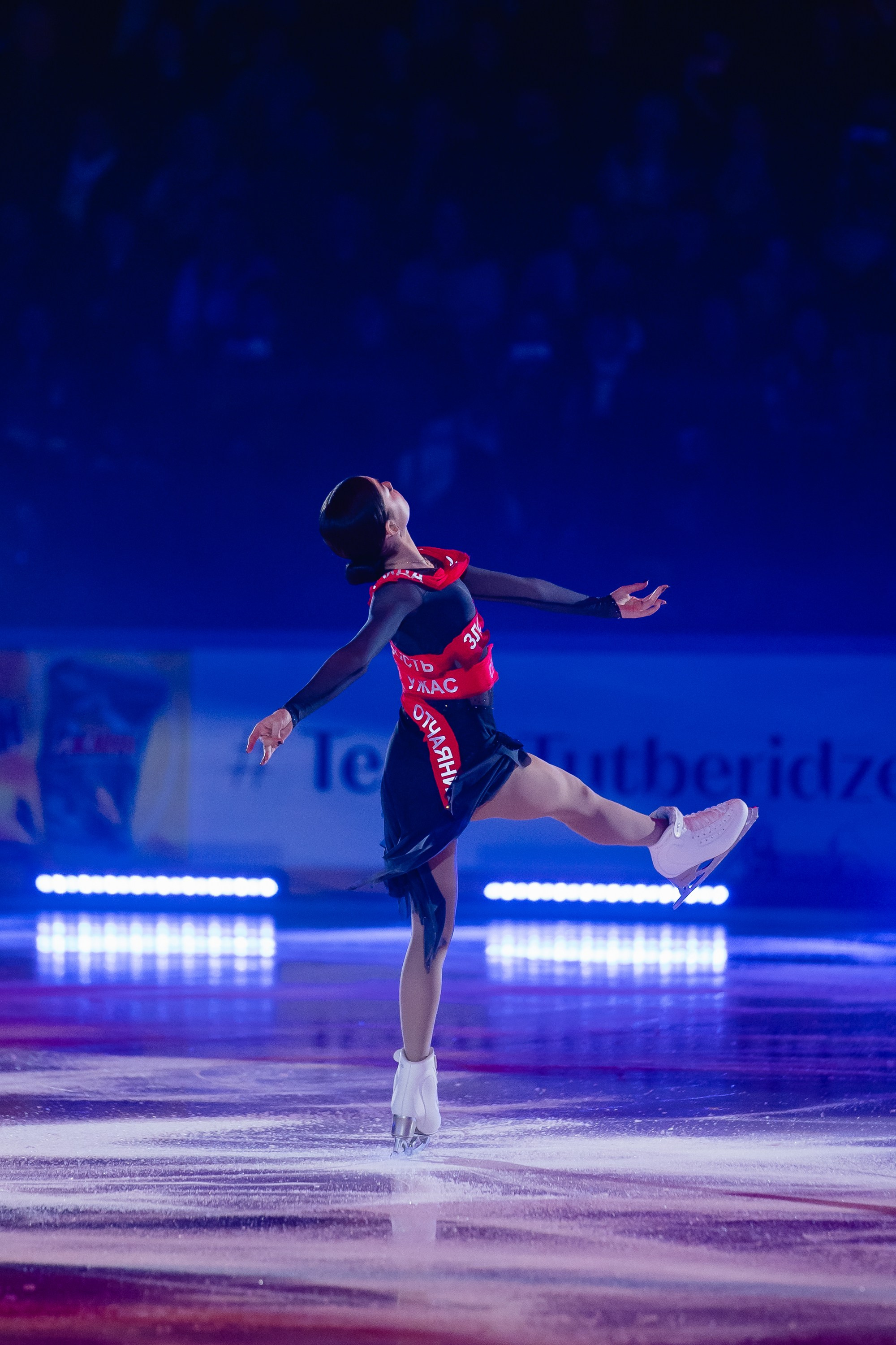 Шоу «Чемпионы на льду» в Новосибирске. Воробьева Ксения — Спортивный и танцевальный фотограф Новосибирск